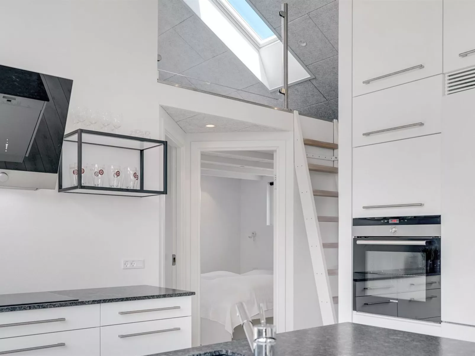 "Erk" - 700m from the sea-Inside