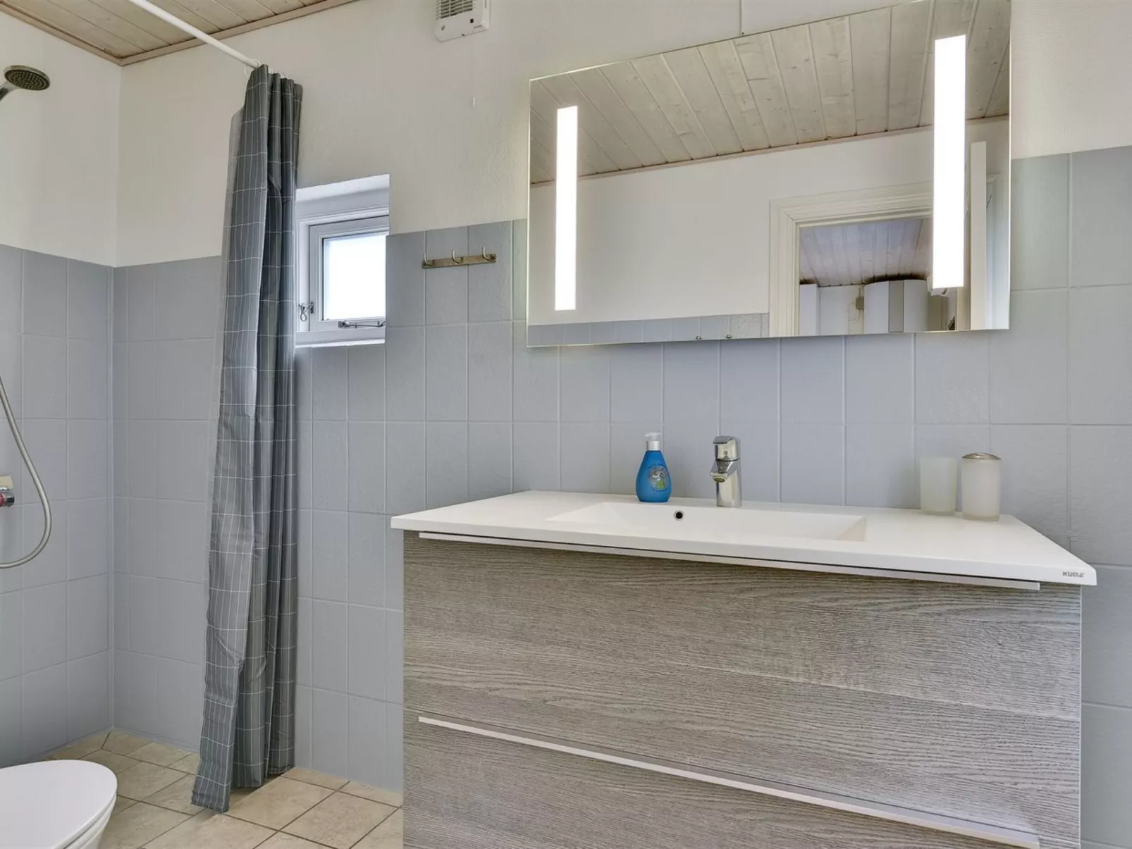 "Thrugels" - 200m from the sea-Inside