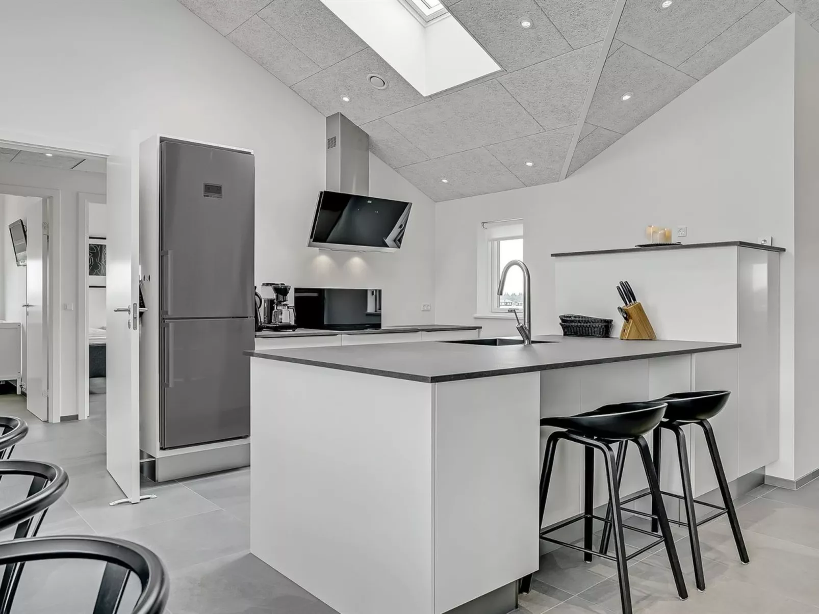 "Fegge" - 1.5km from the sea-Inside