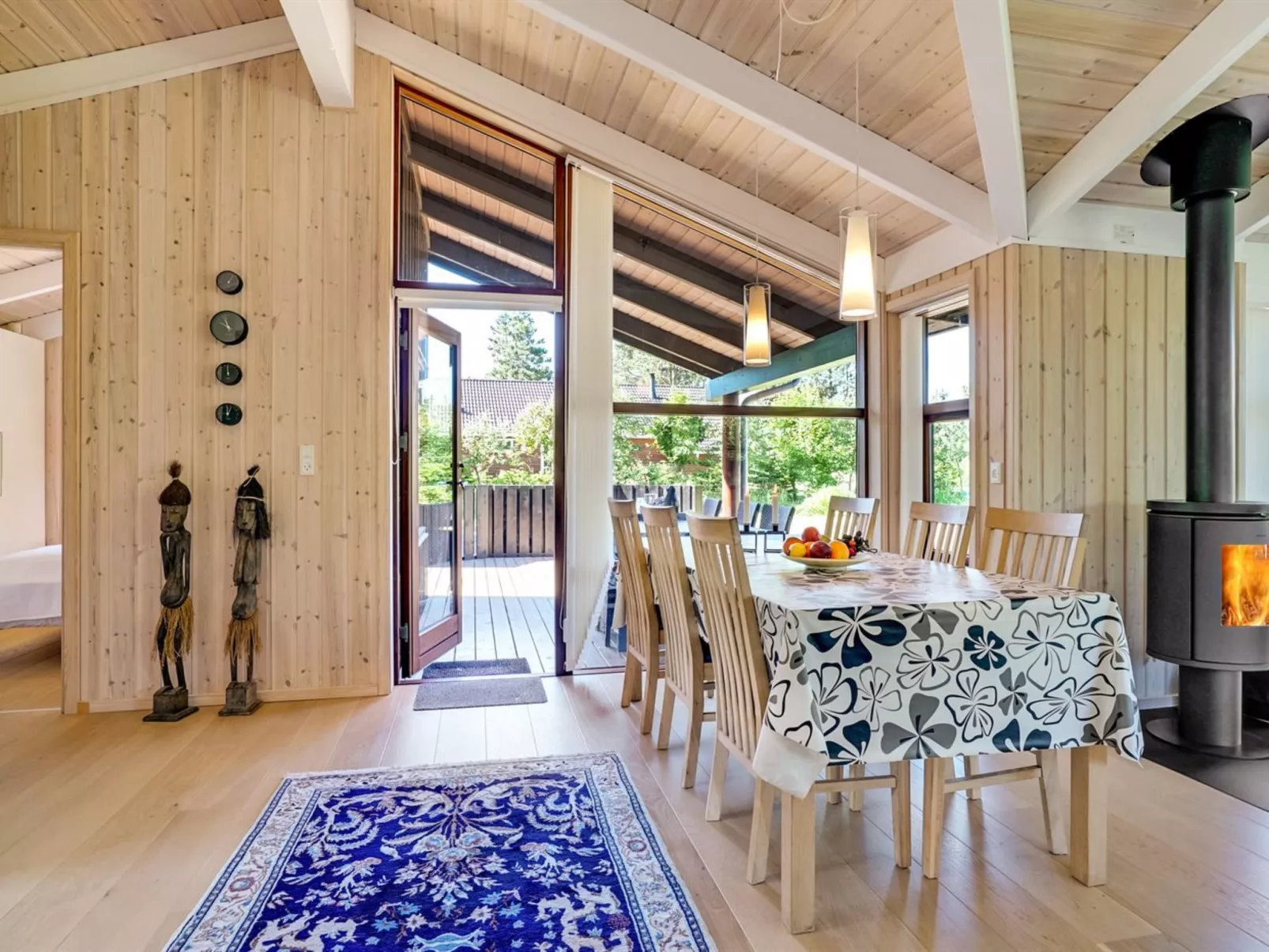 "Kali" - 900m to the fjord-Inside