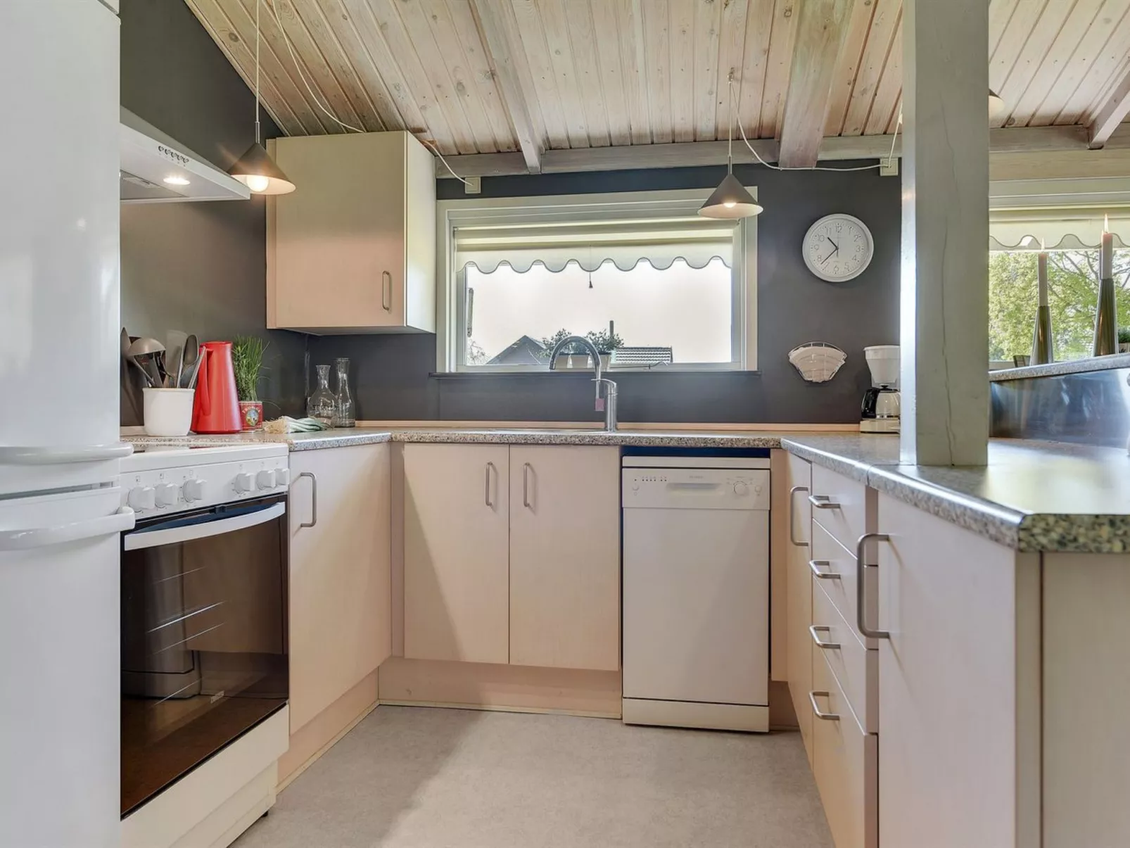 "Aleksa" - 400m from the sea-Drinnen