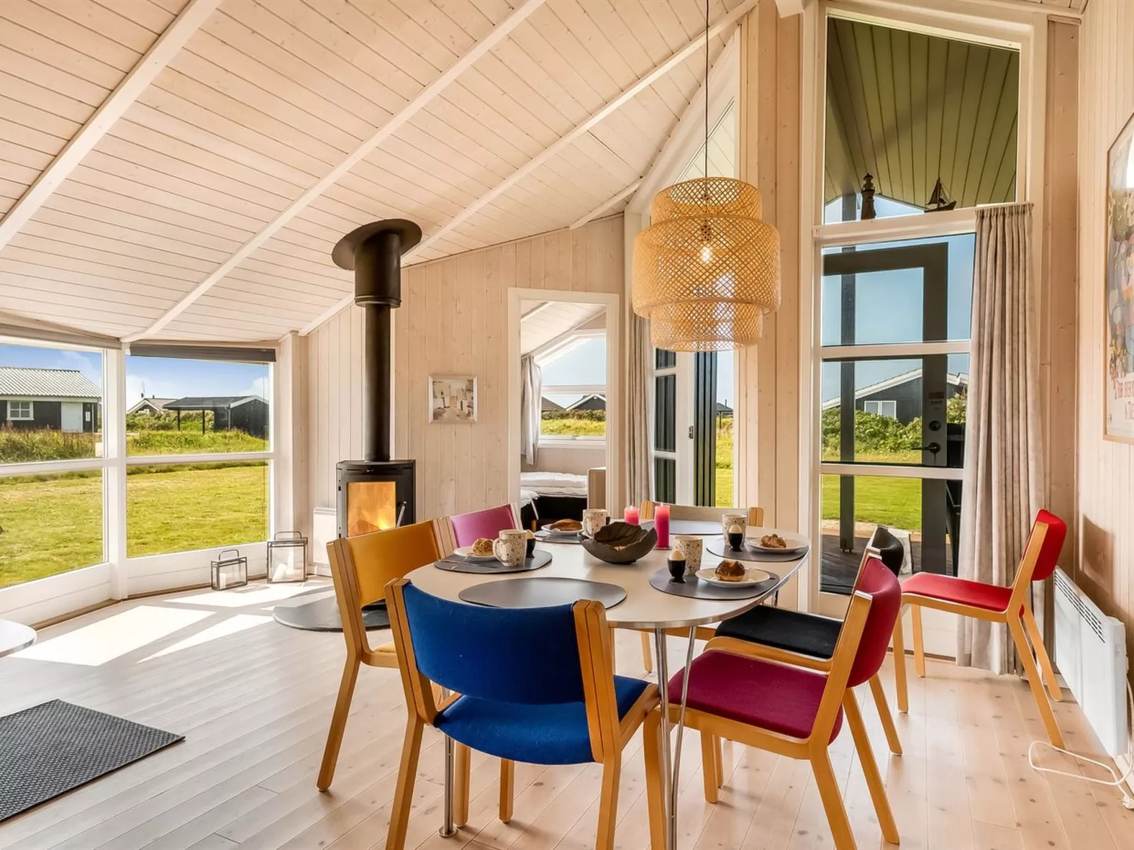 "Eemil" - 700m from the sea-Inside