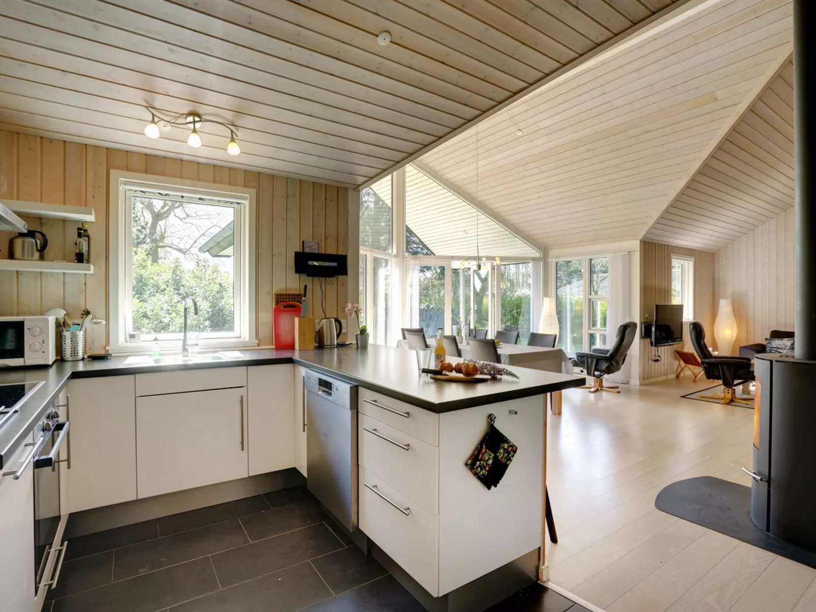 "Maira" - 150m from the sea-Drinnen