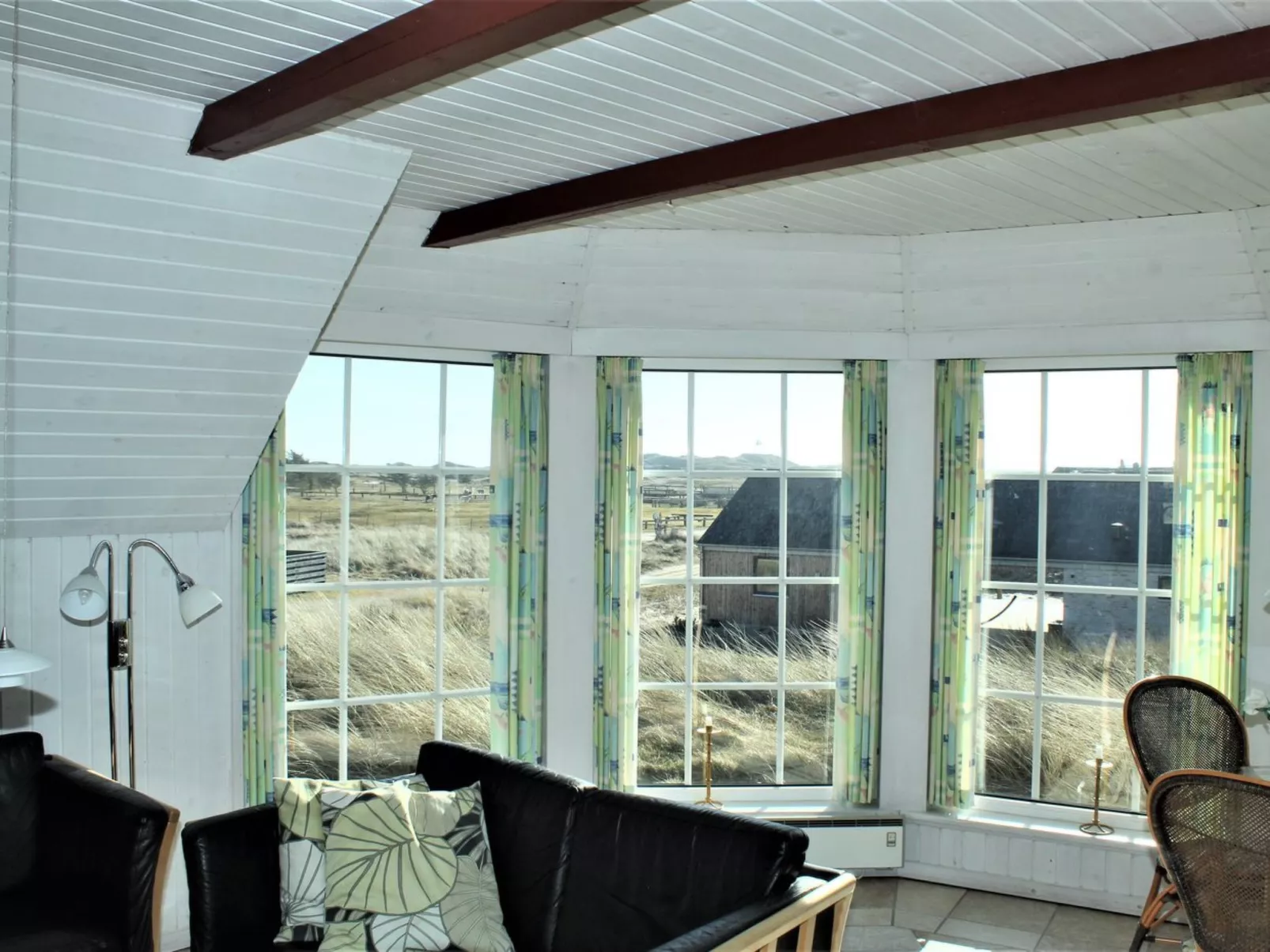 "Aslaug" - 500m from the sea-Inside