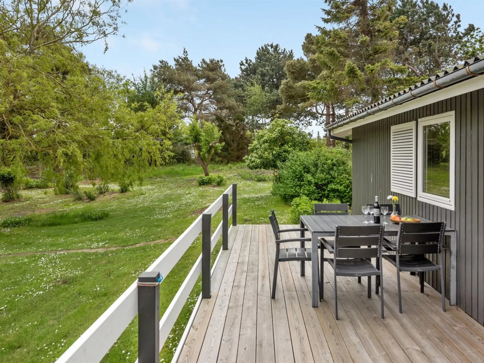 "Jenny" - 140m from the sea-Outside