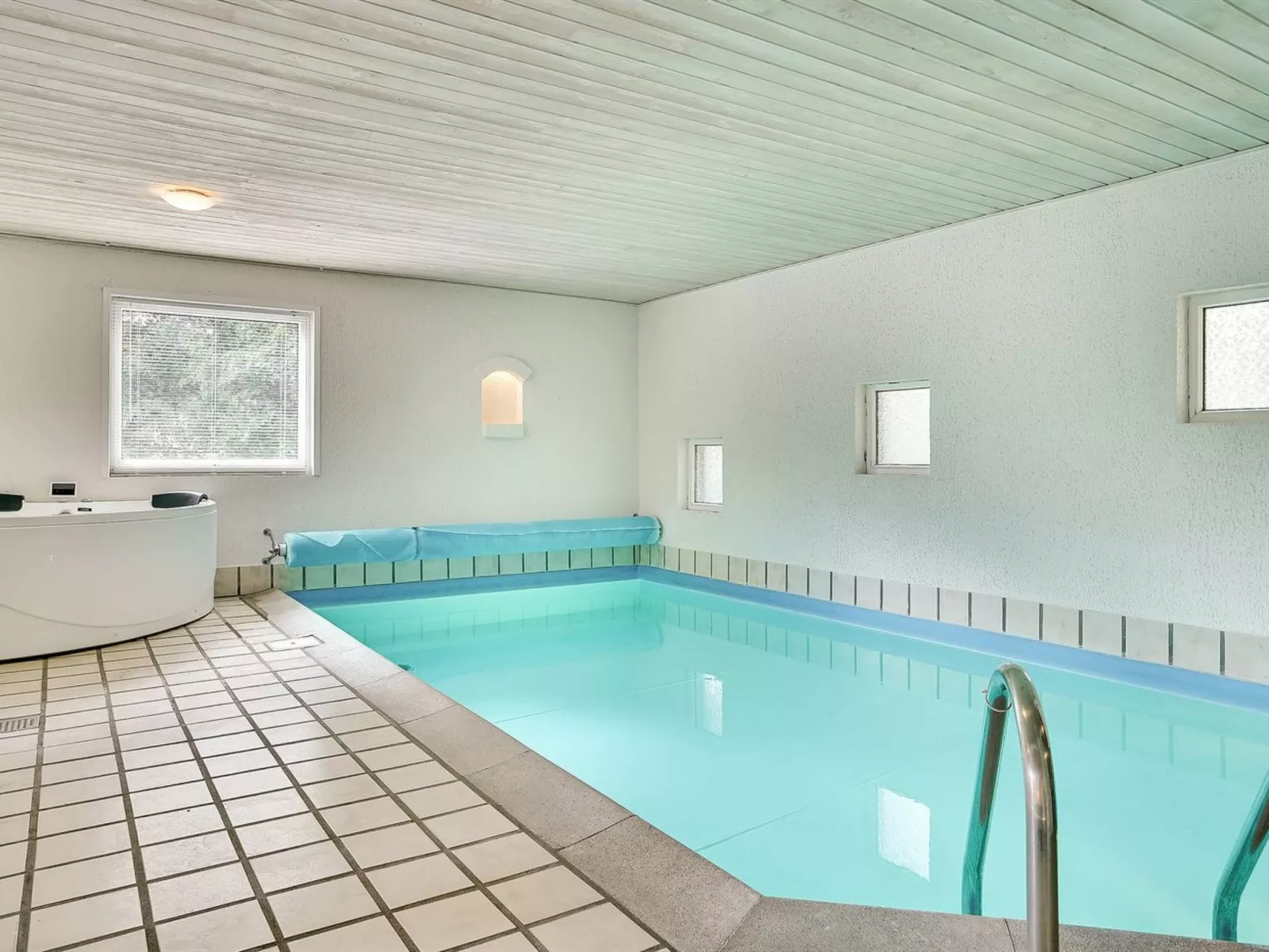 "Aurelia" - 500m to the fjord-Draußen