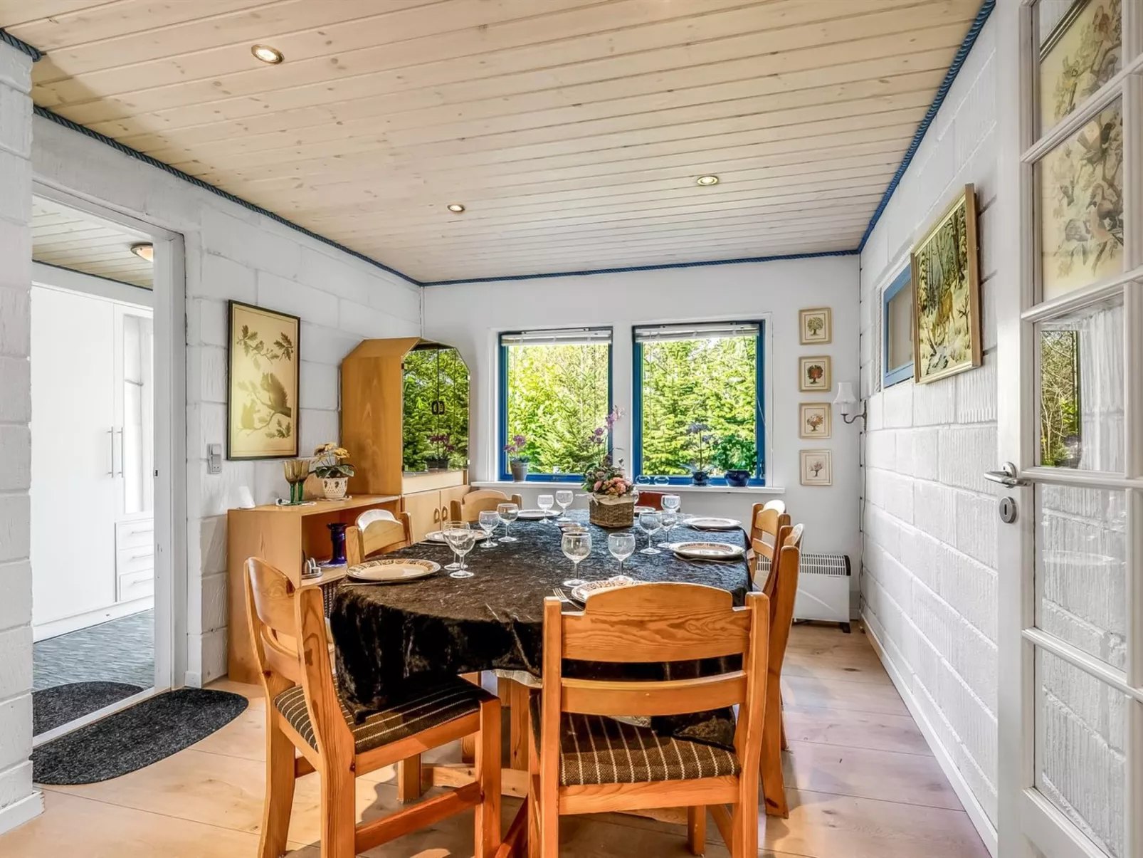 "Marillia" - 2km from the sea-Inside