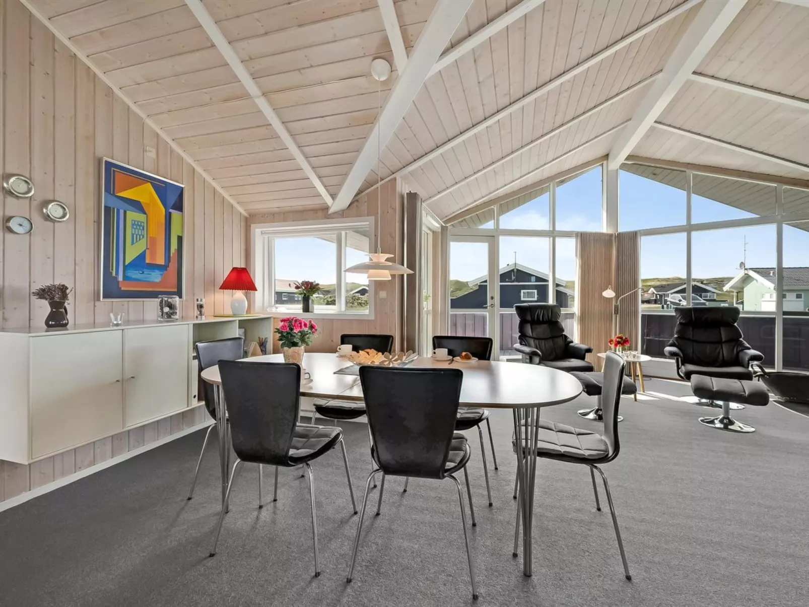 "Thrugot" -  from the sea-Dedans