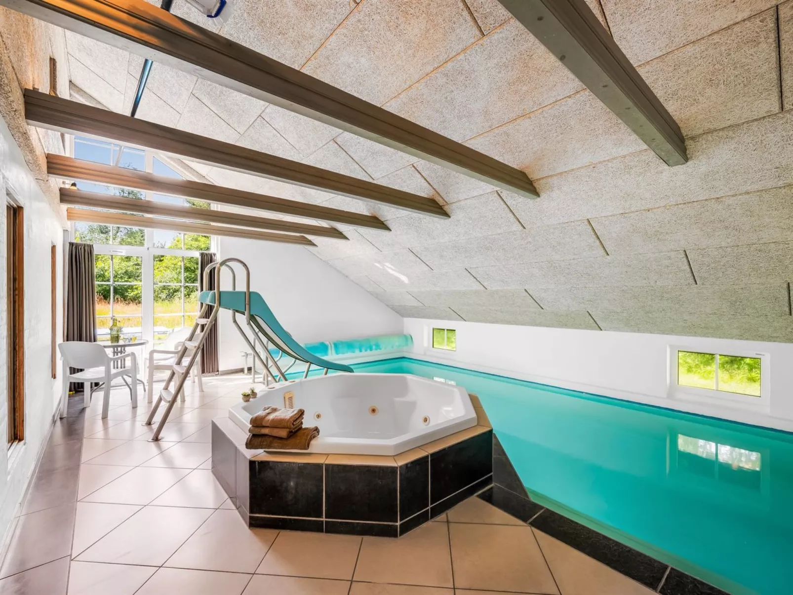 "Gunvald" - 2km to the fjord-Outside