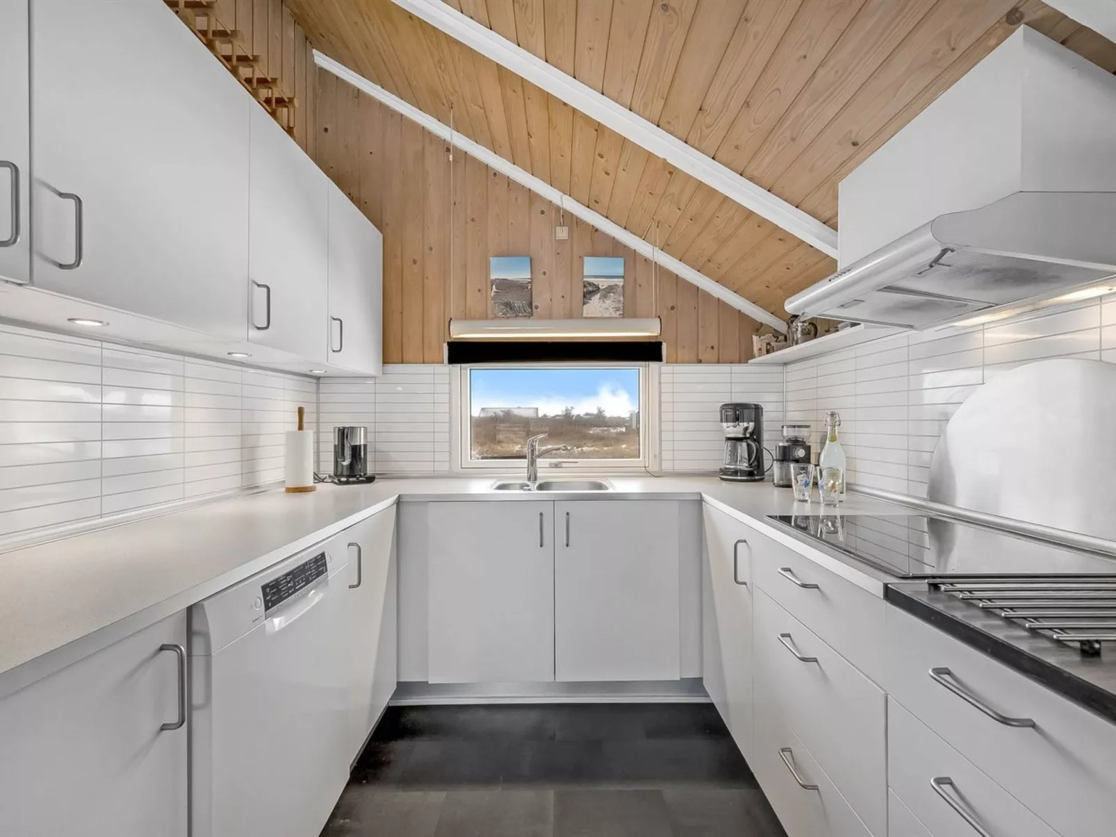 "Doris" - 150m from the sea-Dedans