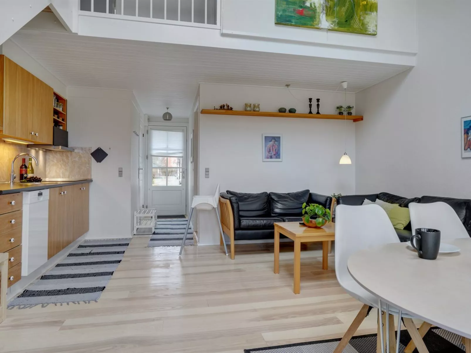 "Tofan" - 100m to the fjord-Dedans