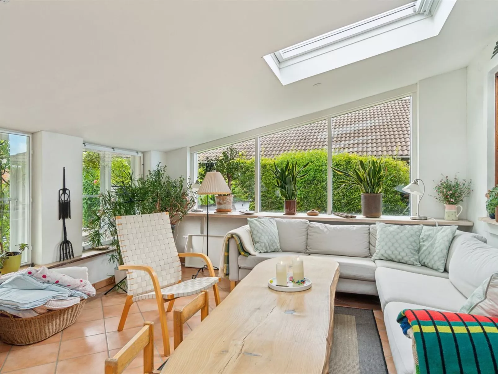 "Varma" - 25m from the sea-Drinnen