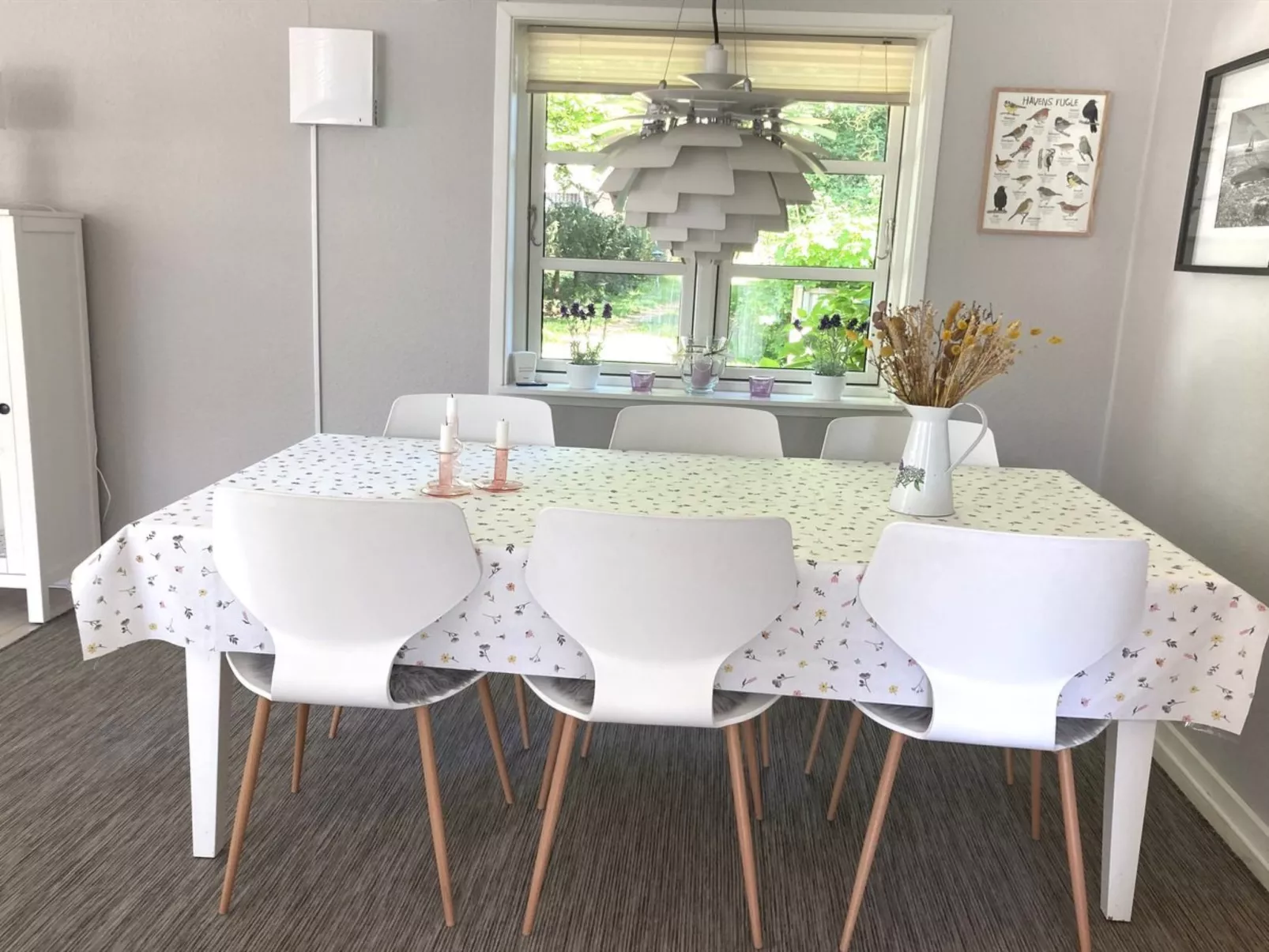 "Jeip" - 400m to the fjord-Dedans