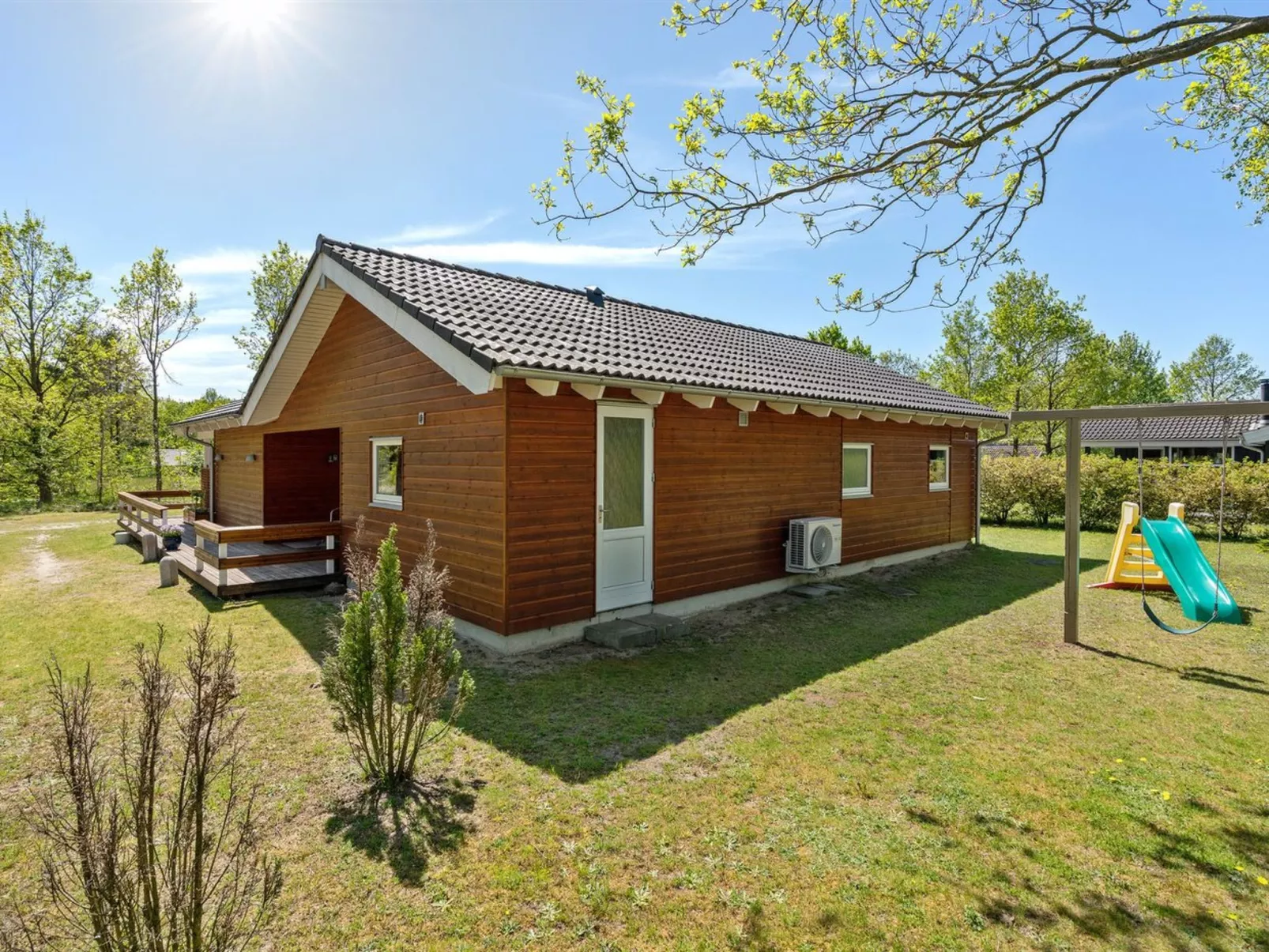 "Ebbi" - 36km from the sea-Outside