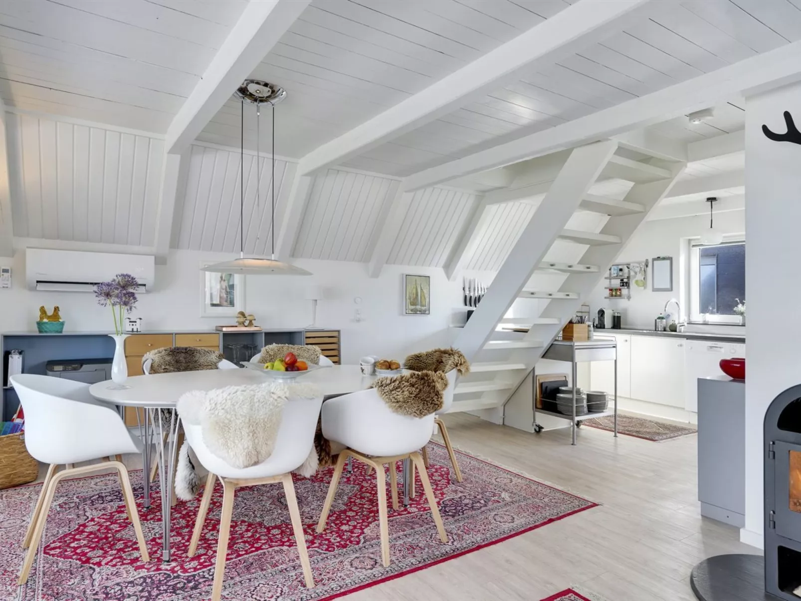 "Aranja" - 300m to the fjord-Inside