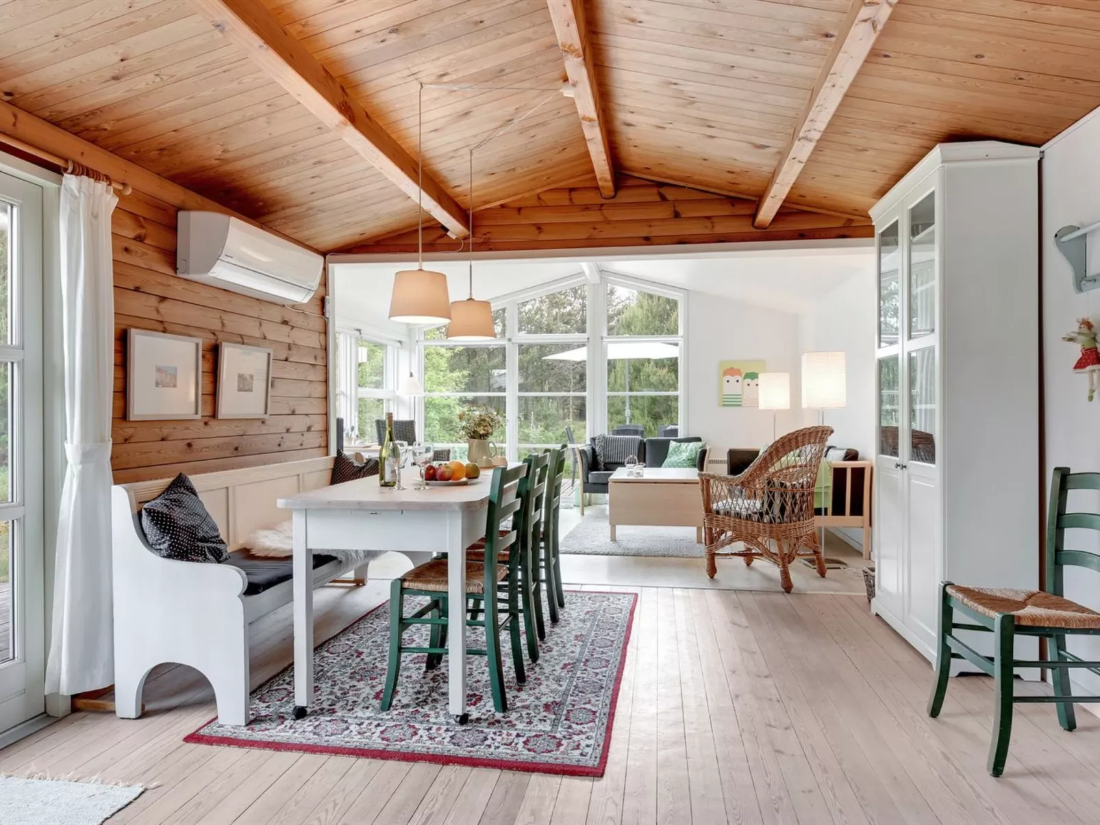 "Florense" - 2.5km from the sea-Inside