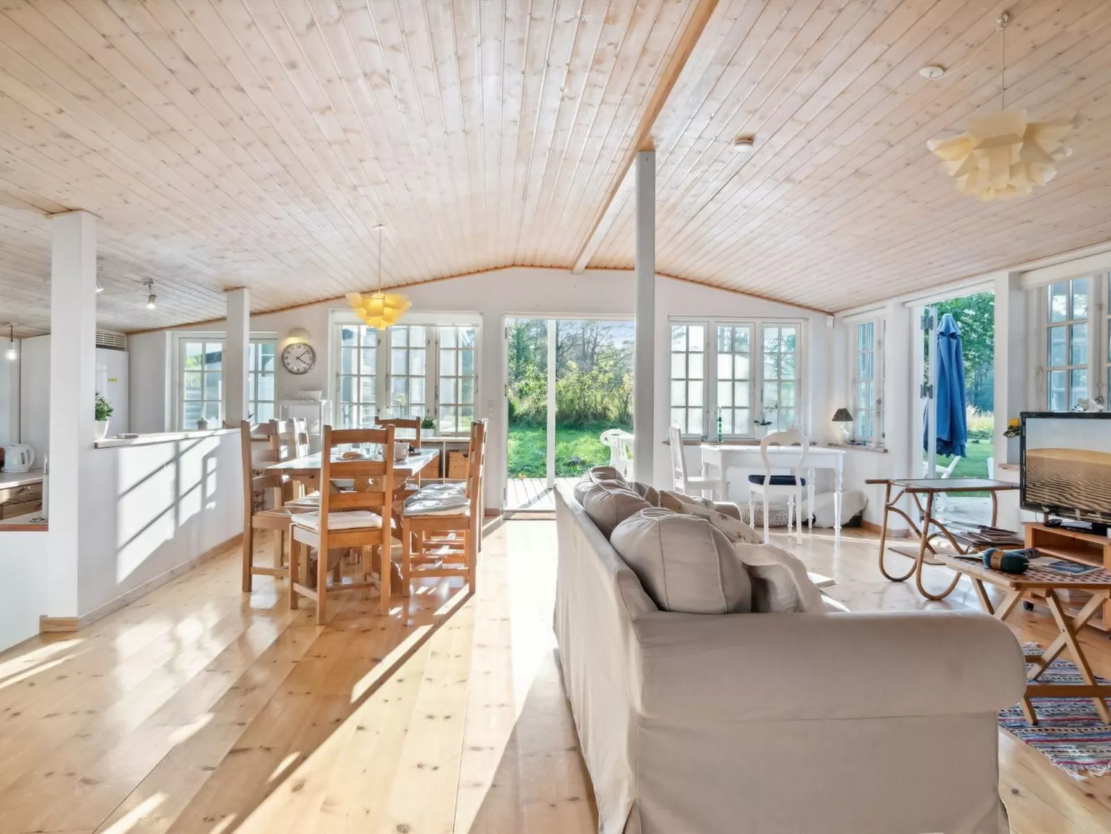 "Rami" - 2km from the sea-Inside