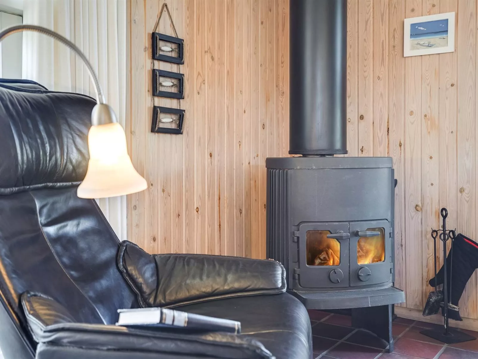 "Kirsten" - 800m from the sea-Drinnen