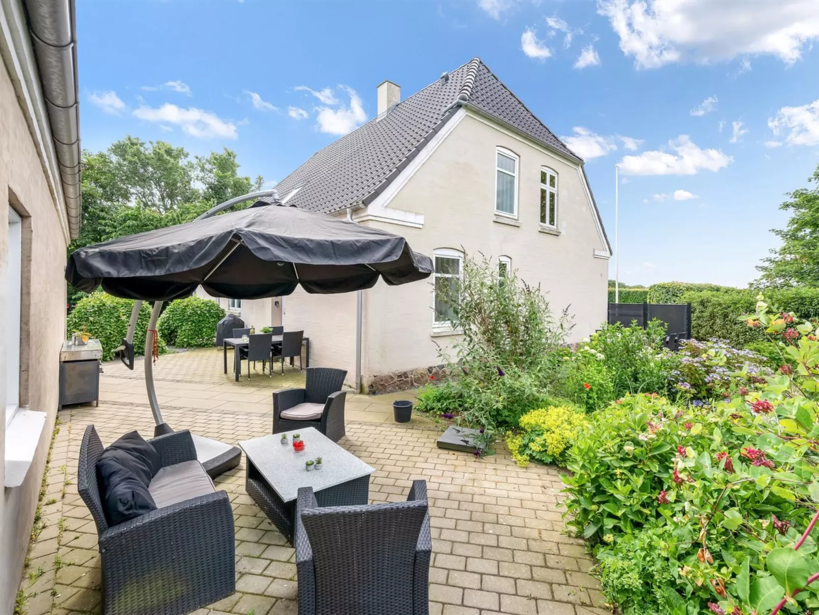 "Amma" - 21km from the sea-Draußen