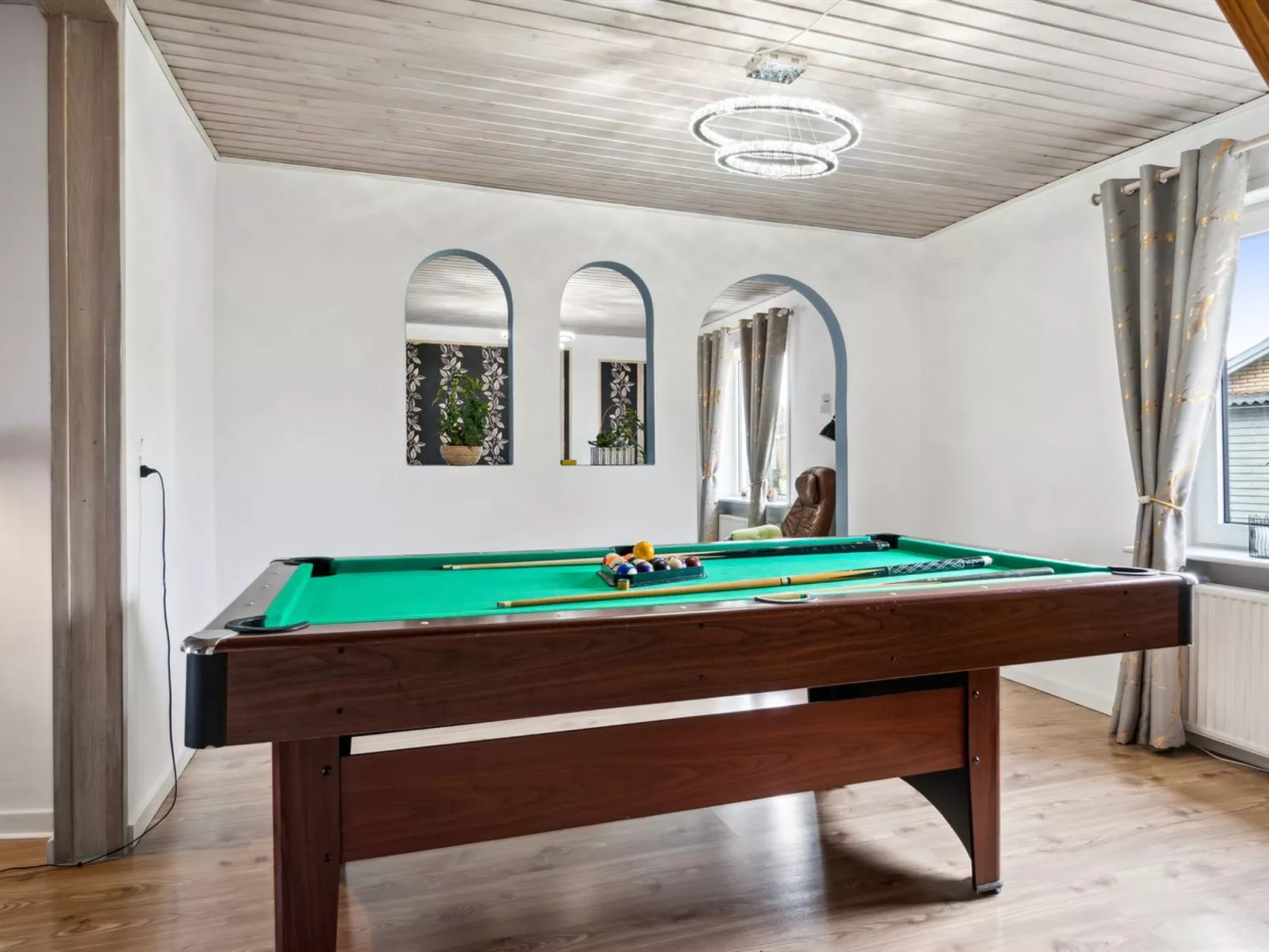 "Elara" - 300m from the sea-Inside