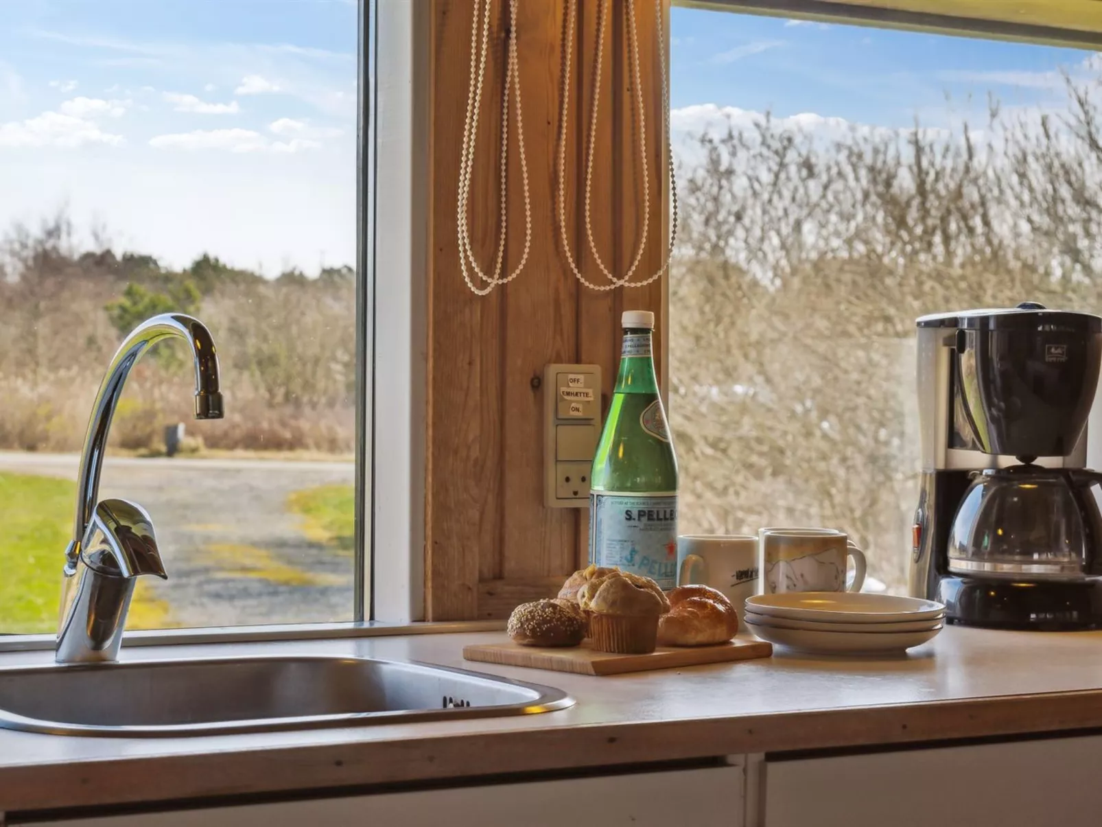 "Hunlef" - 1.7km from the sea-Inside