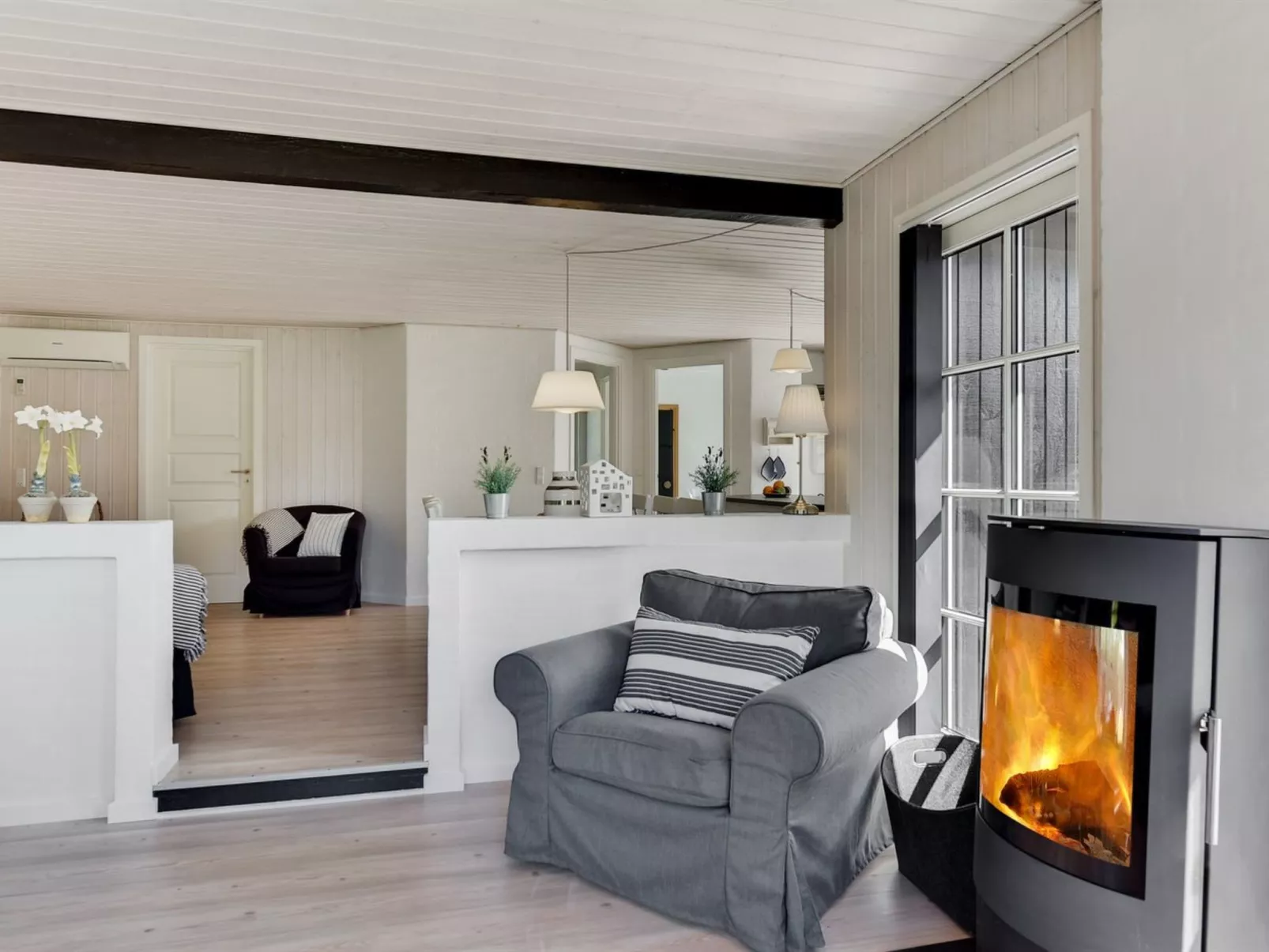 "Raili" - 1.5km from the sea-Dedans