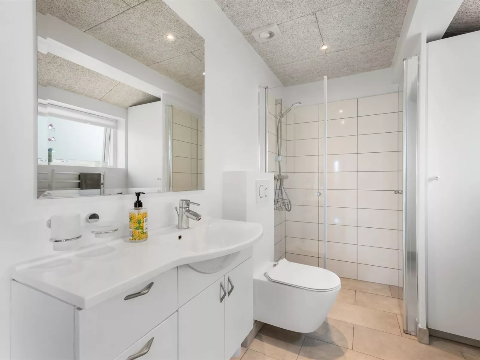 "Dagino" - 500m from the sea-Inside