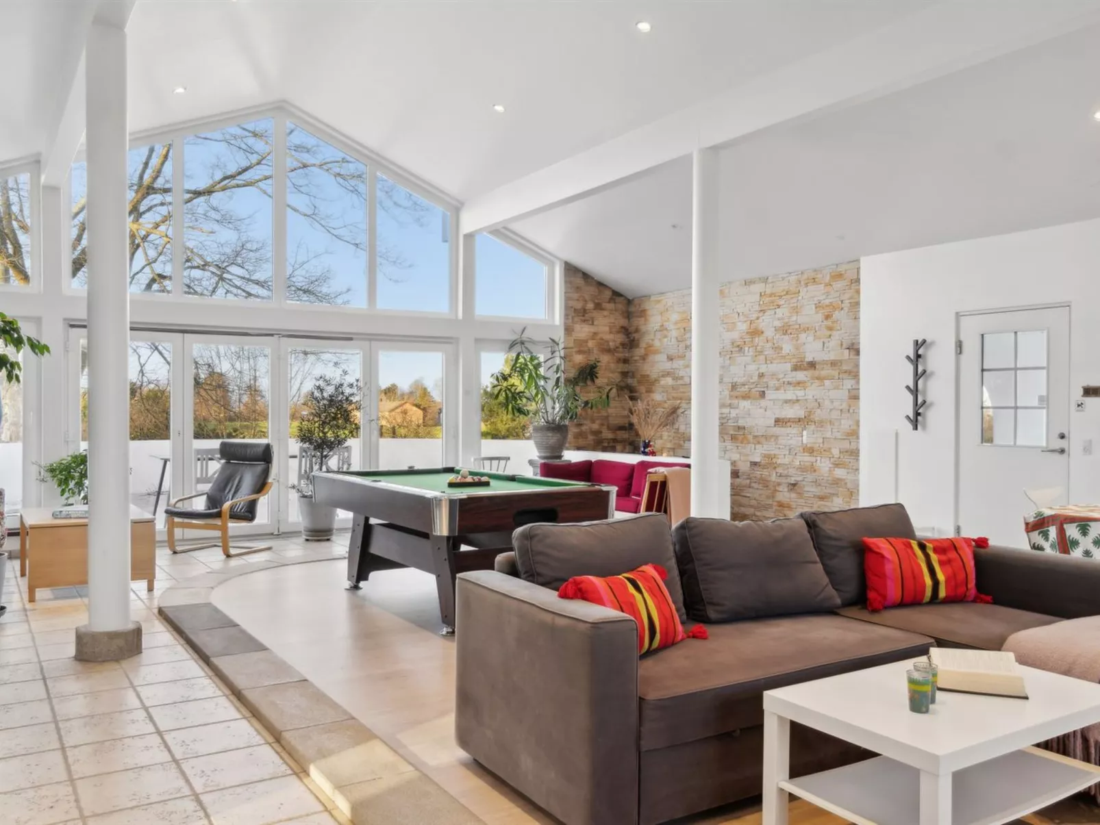 "Mikkeline" - 575m to the fjord-Dedans