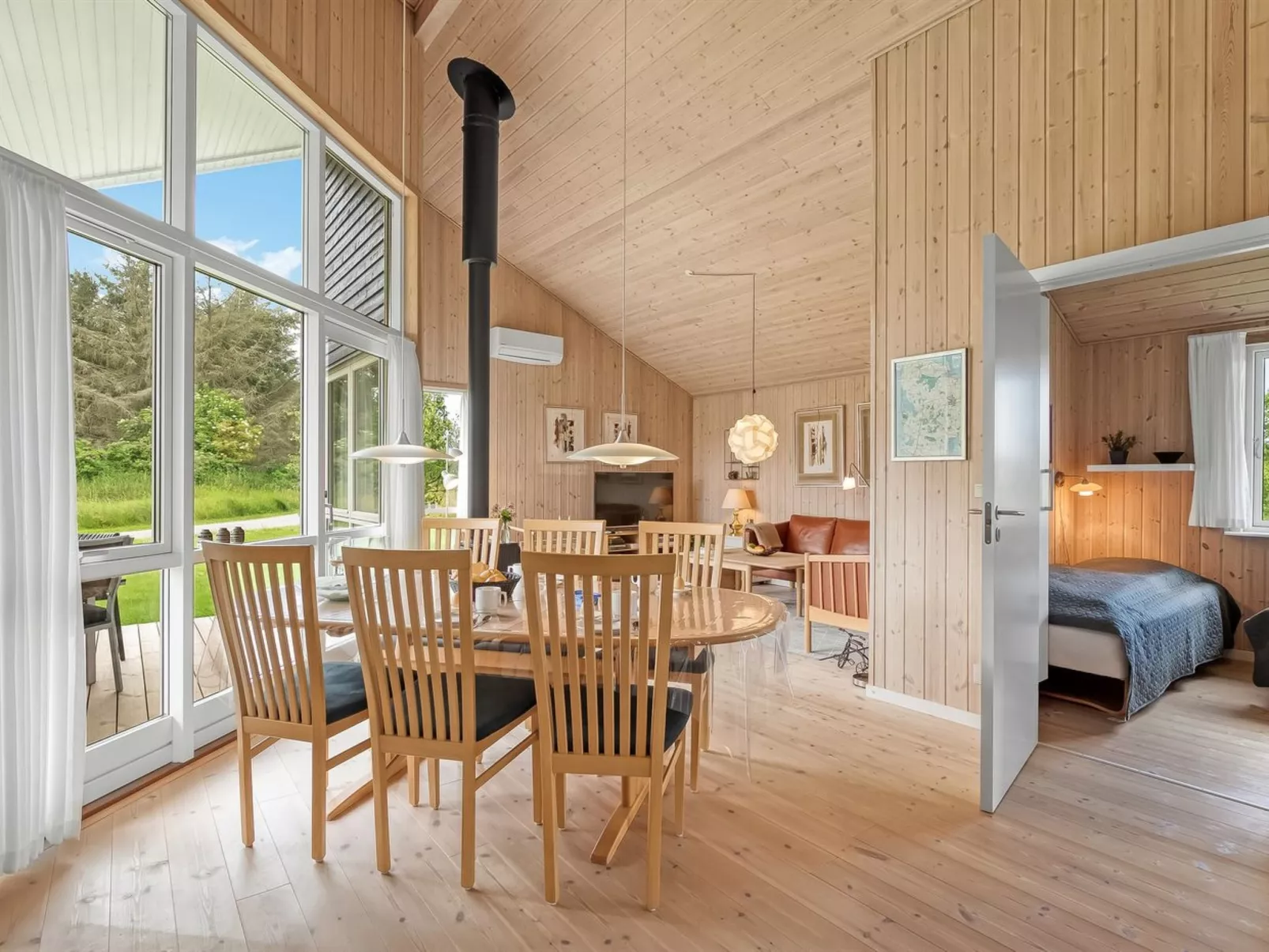 "Aurelie" -  from the sea-Inside