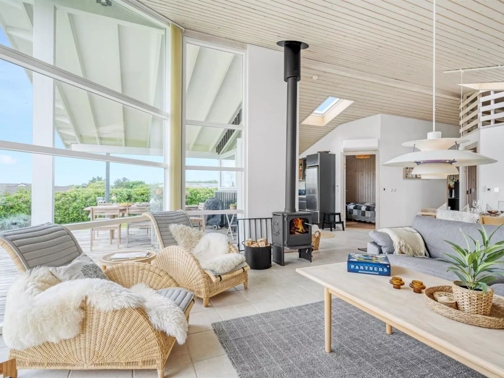 "Gedda" -  from the sea-Inside