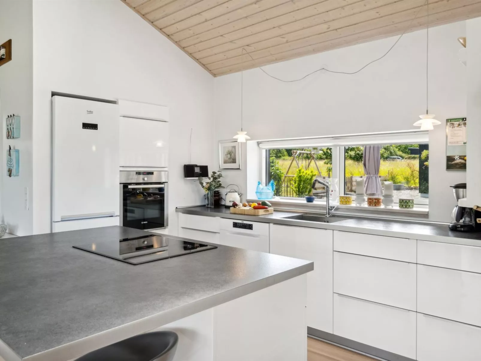 "Tuulikki" - 100m from the sea-Inside