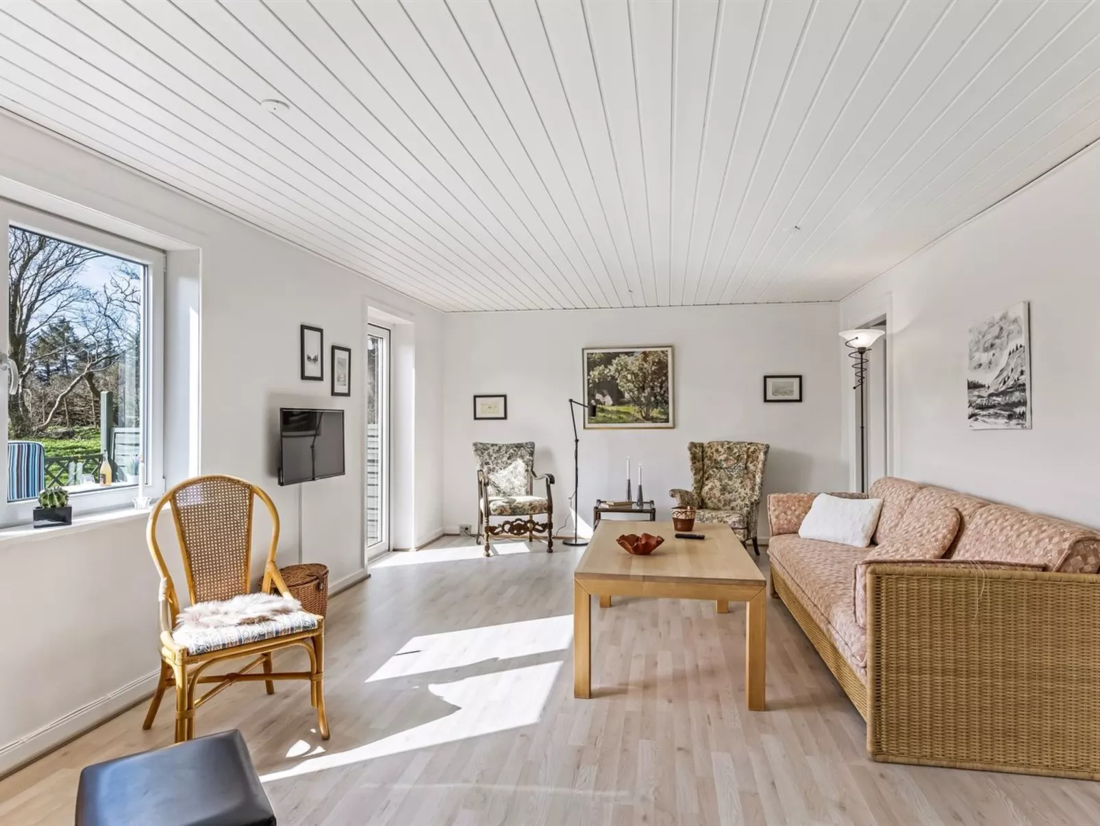 "Kerrin" - 1km from the sea-Inside