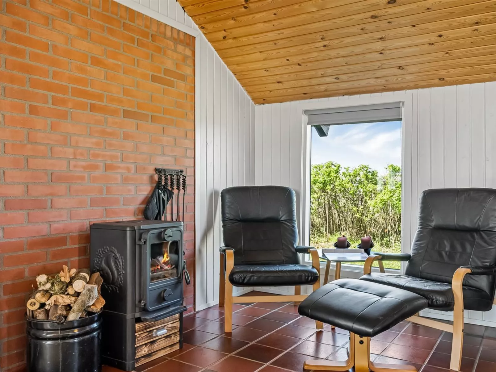 "Emppu" - 250m from the sea-Dedans