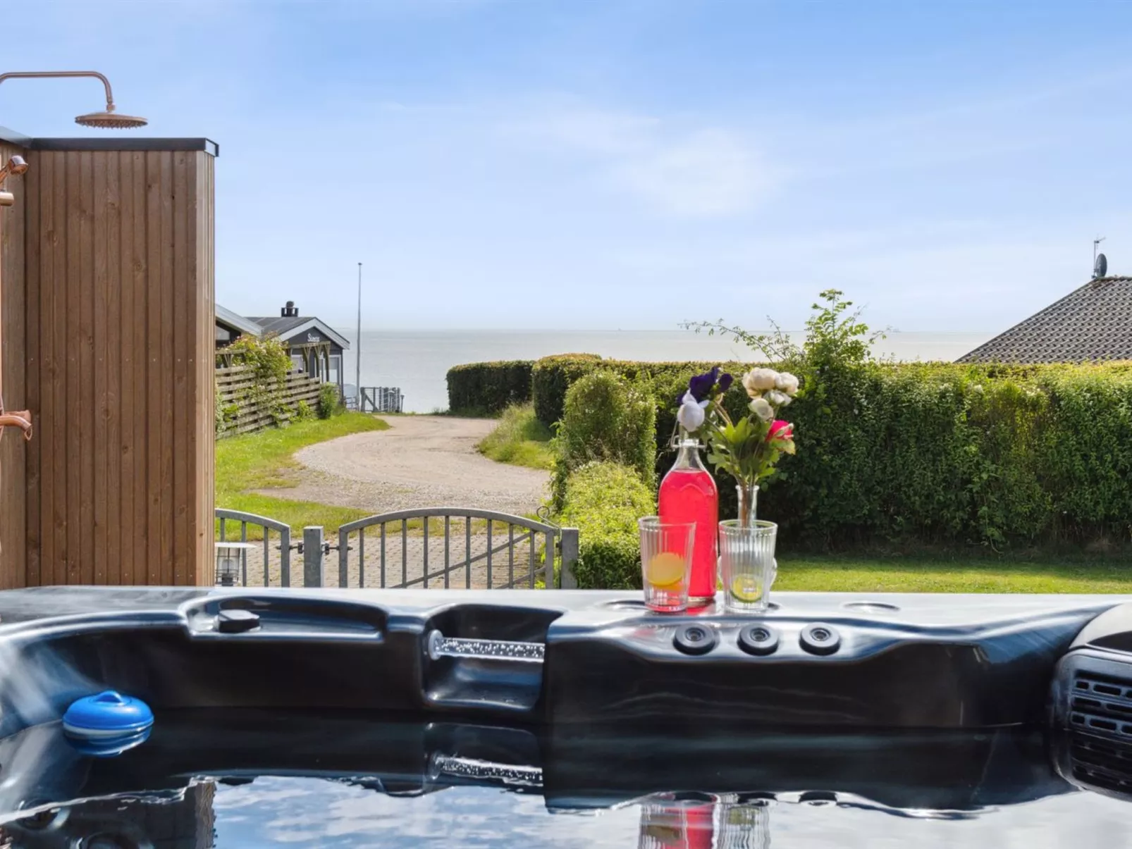 "Nahele" - 150m from the sea-Dedans