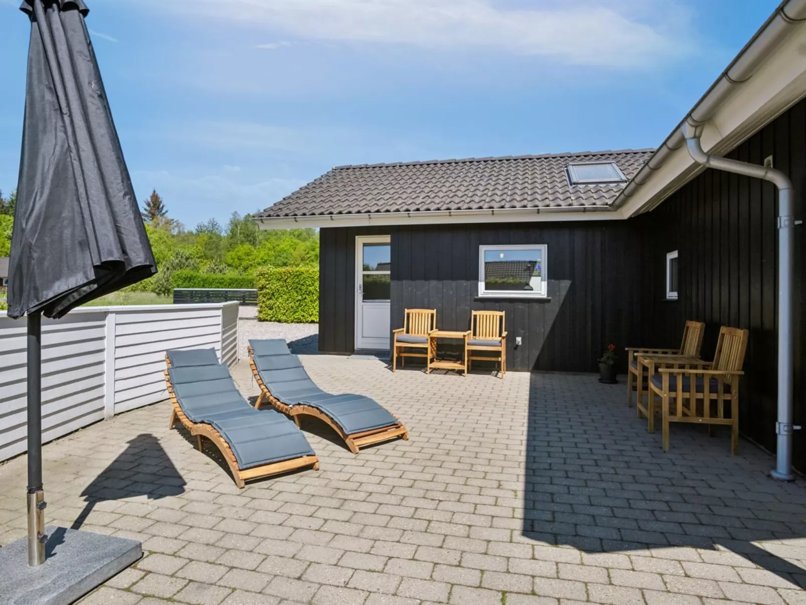 "Gunva" - 30km from the sea-Dehors