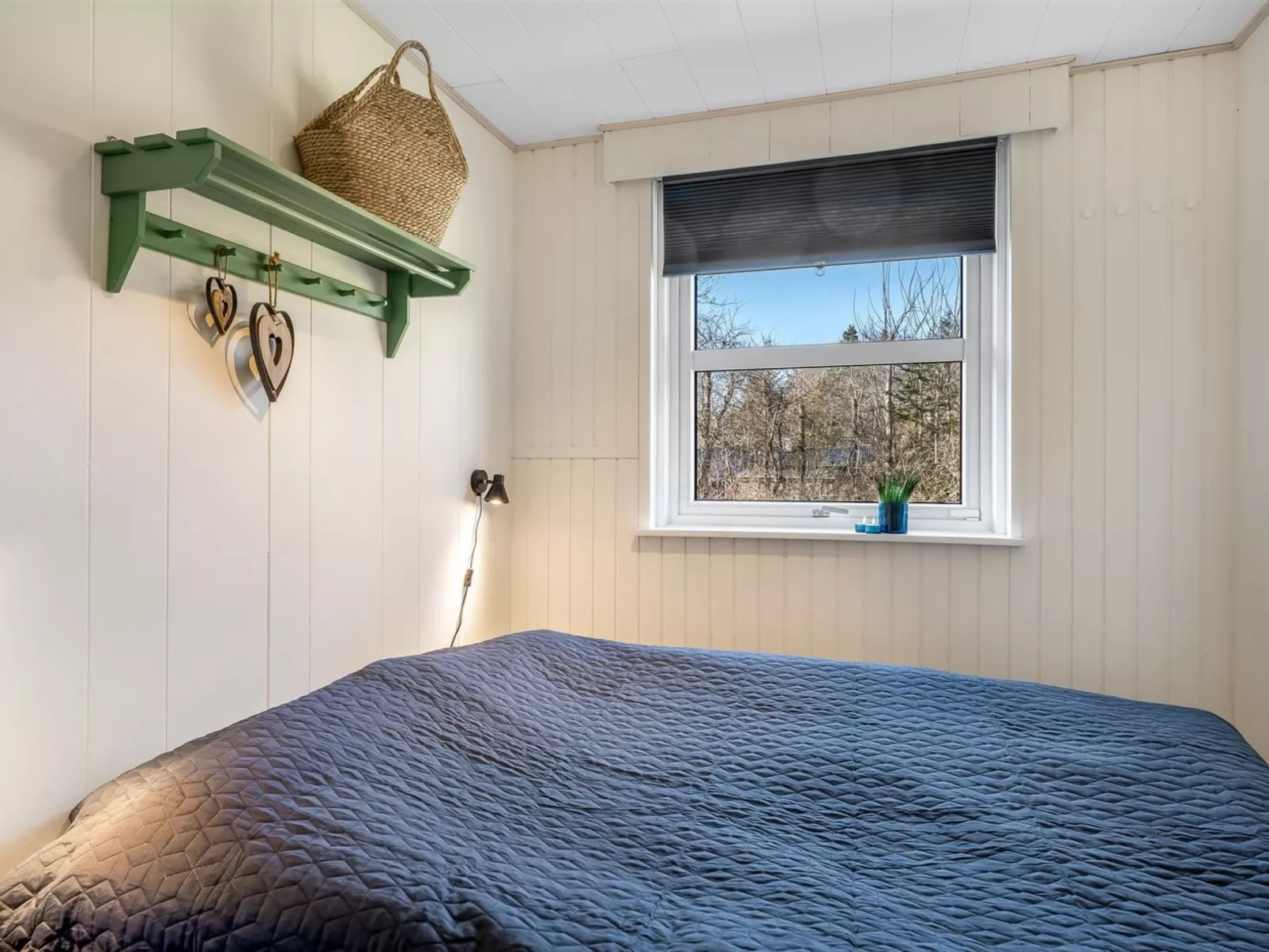 "Karmen" - 250m to the fjord-Inside