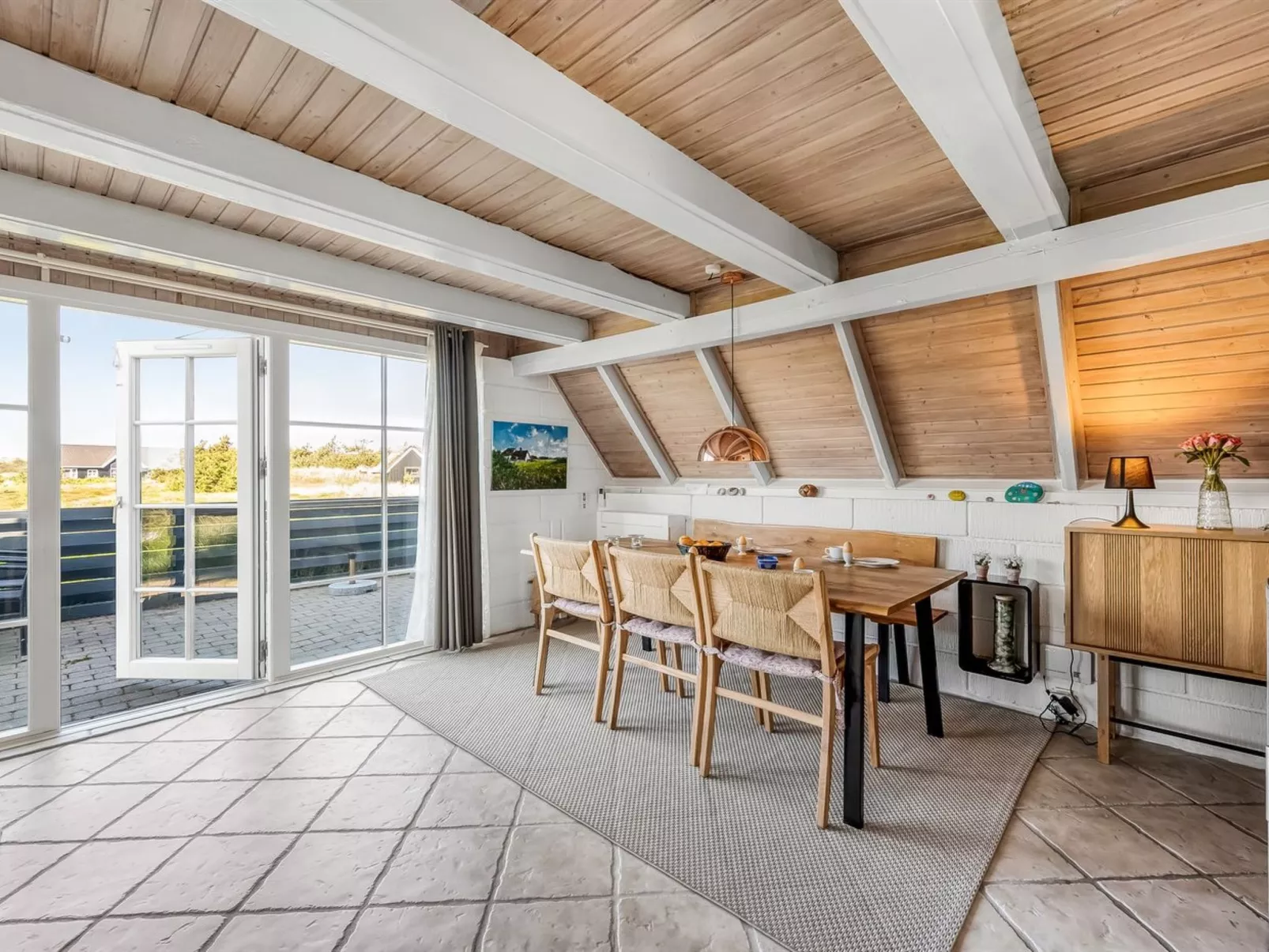 "Arlina" - 600m from the sea-Inside