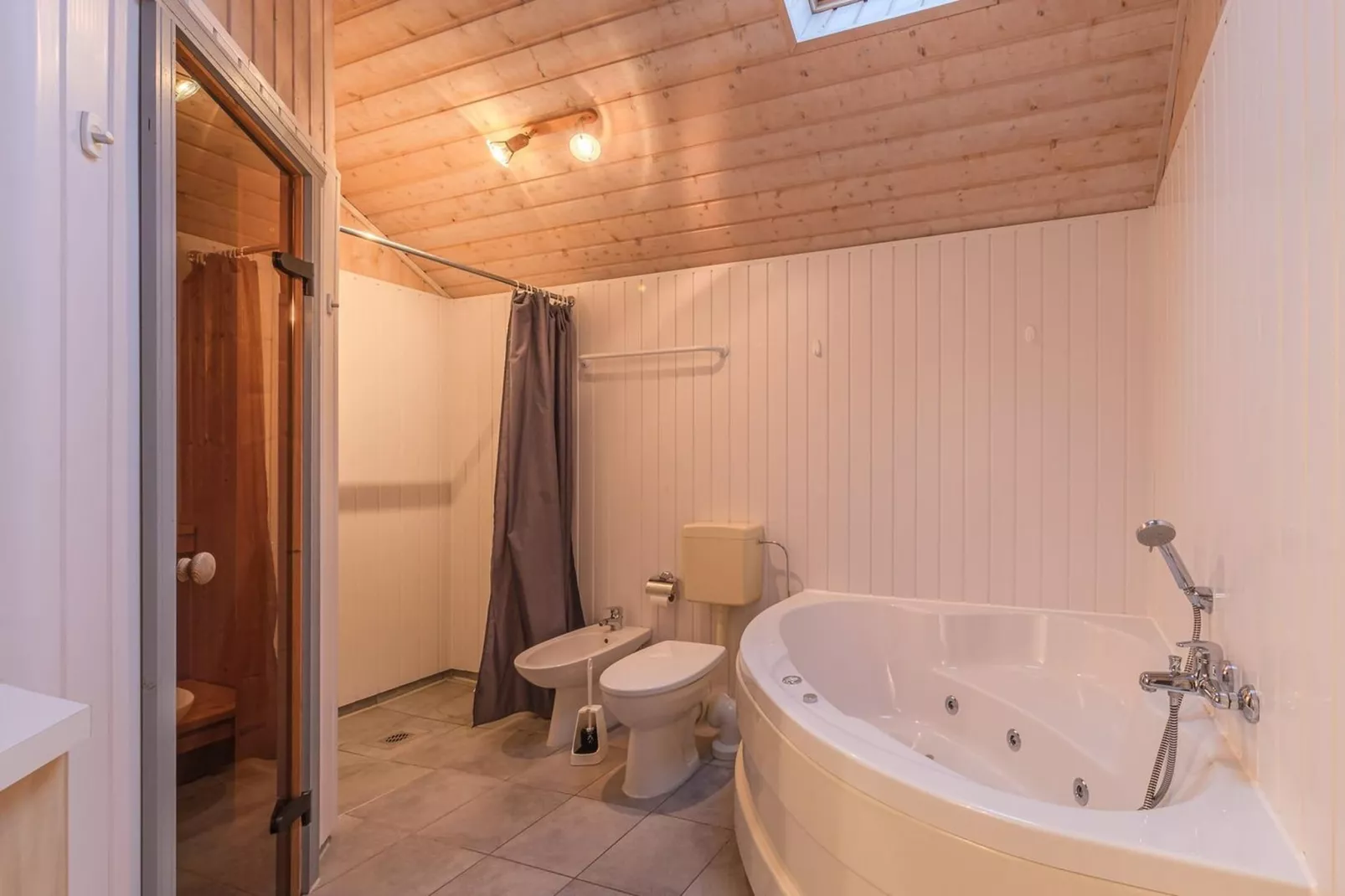 Ferienhaus Seeschwalbe-Classic 90 qm 42-Badezimmer