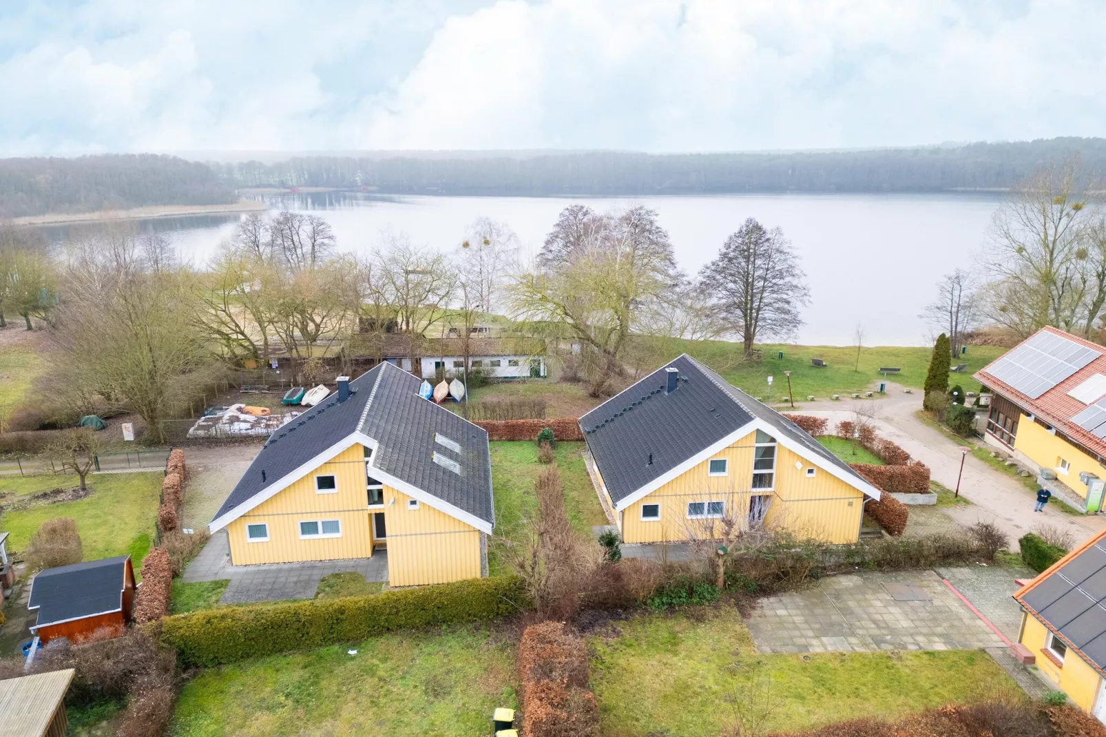 Schwan 308-Areas within 1km in summer