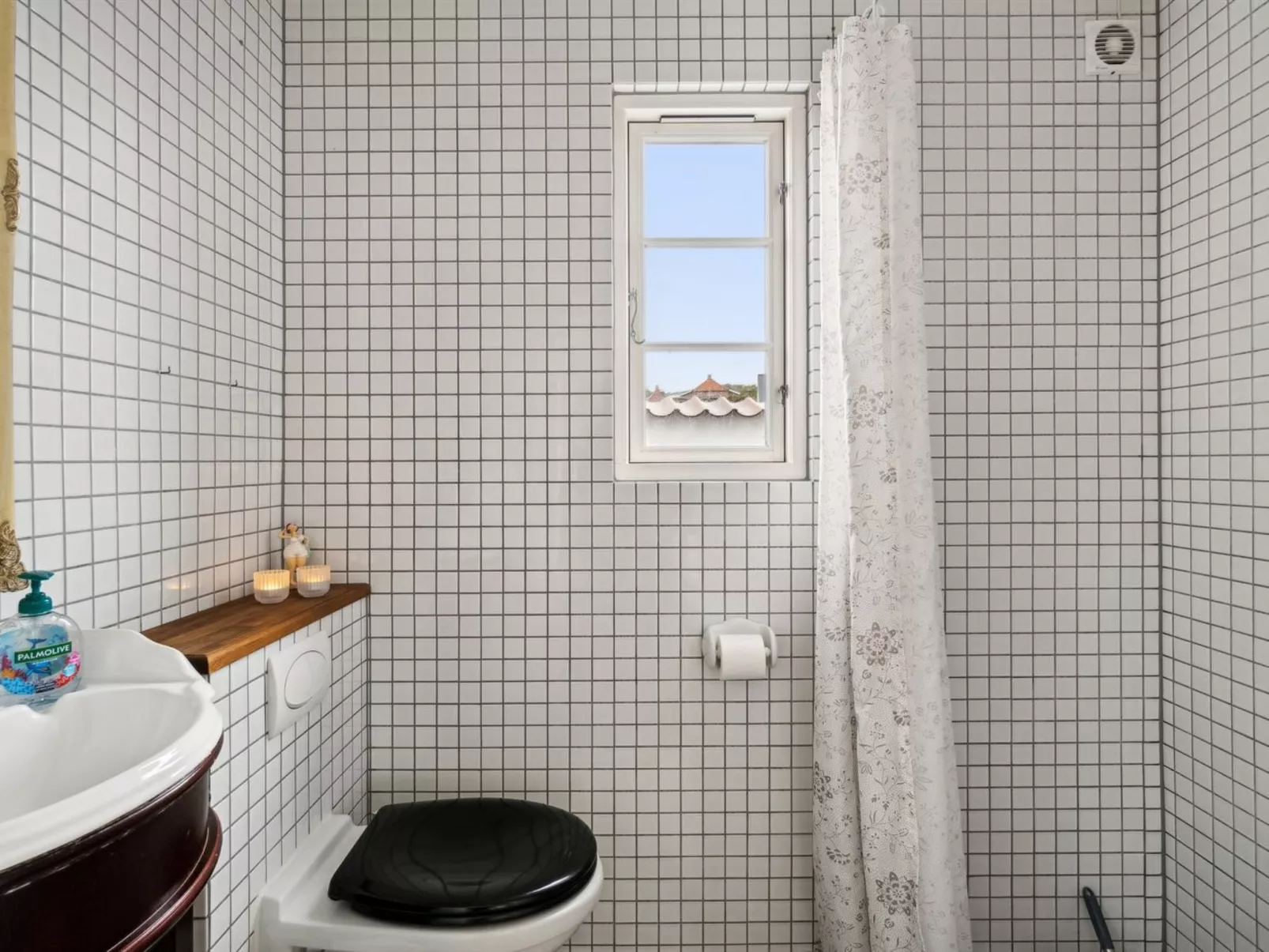 "Susan" - 20m from the sea-Drinnen