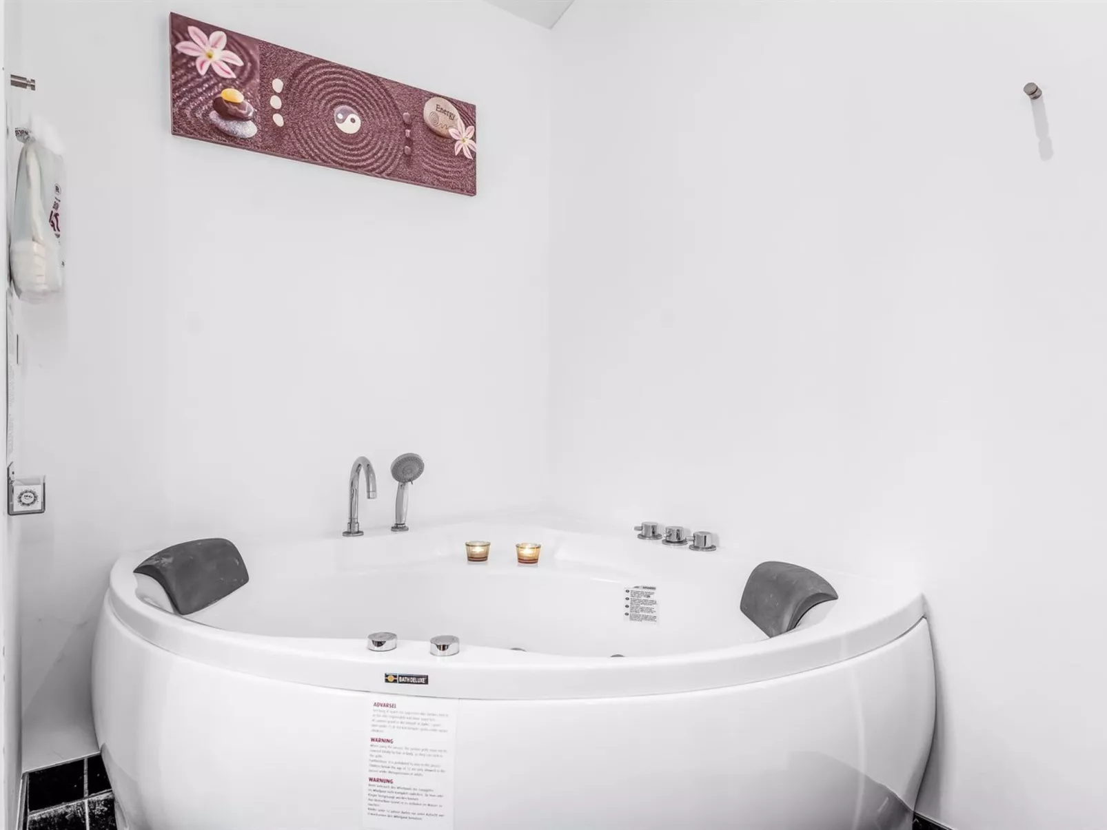 "Laulu" - 200m from the sea-Drinnen