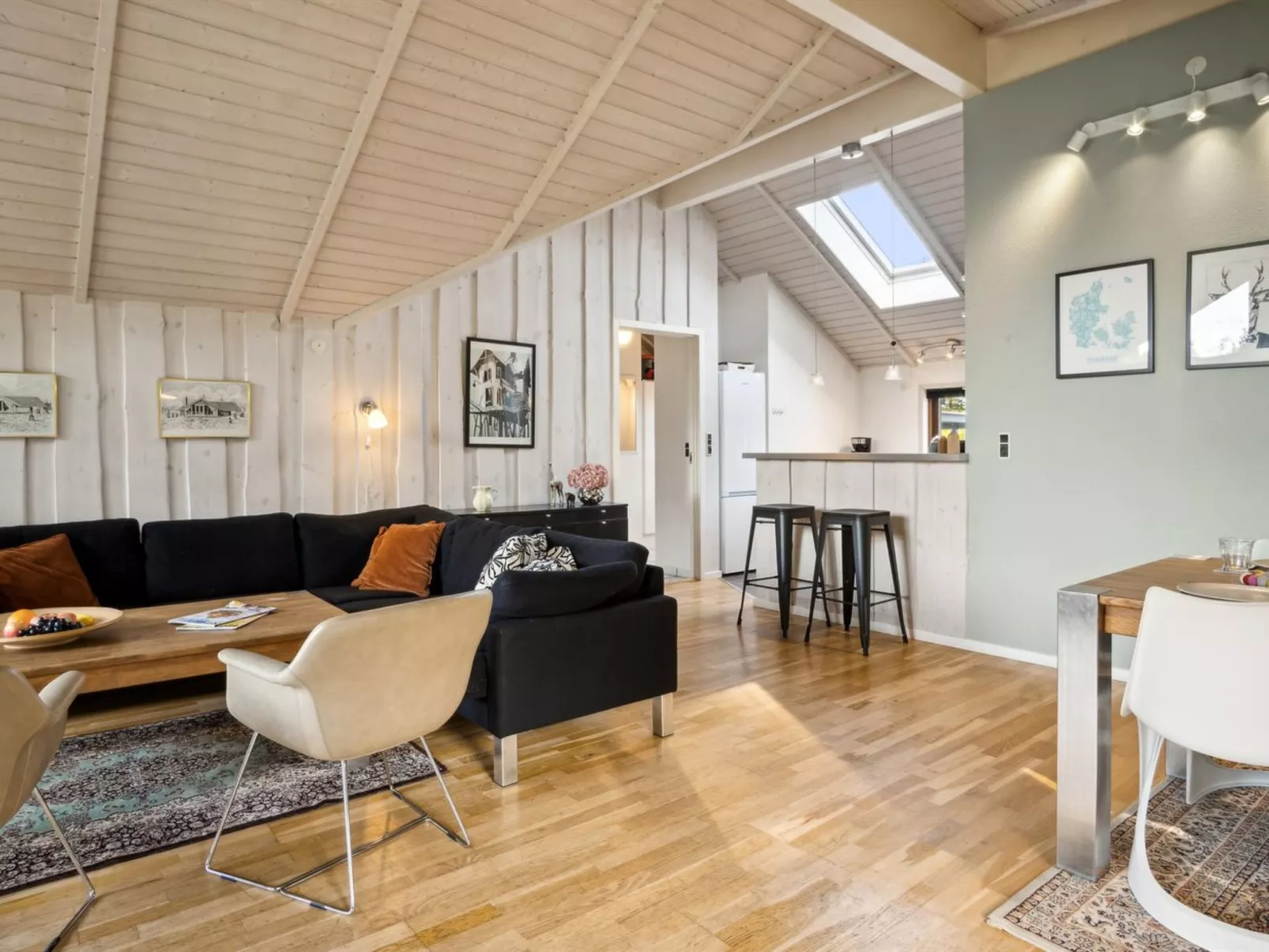 "Kaarina" - 250m from the sea-Drinnen