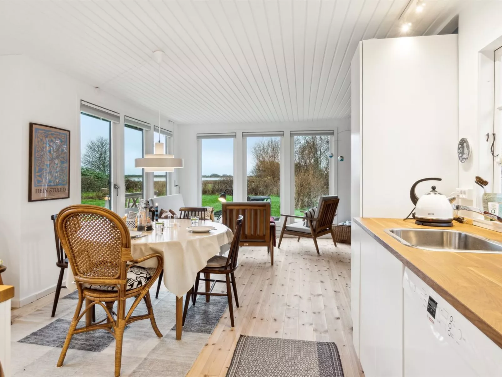 "Dufa" - 200m to the fjord-Inside