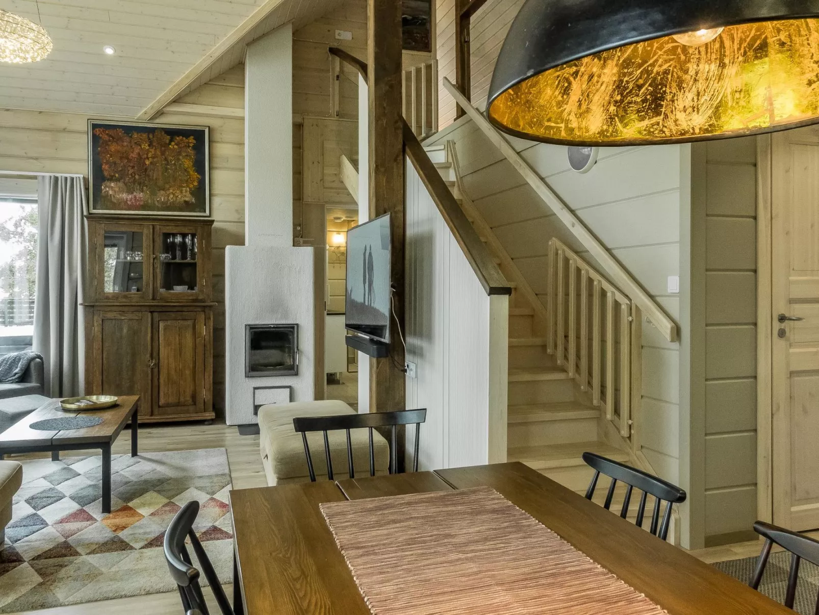 Villa lystikämä-Inside