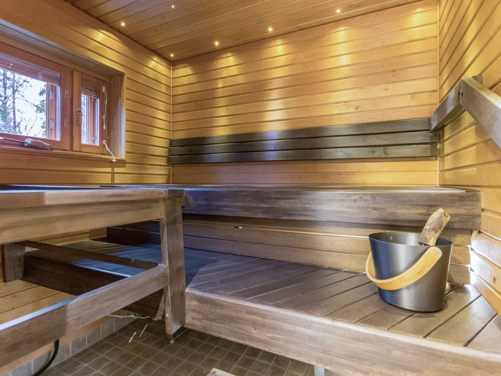 Menninkäisenkolo-Inside