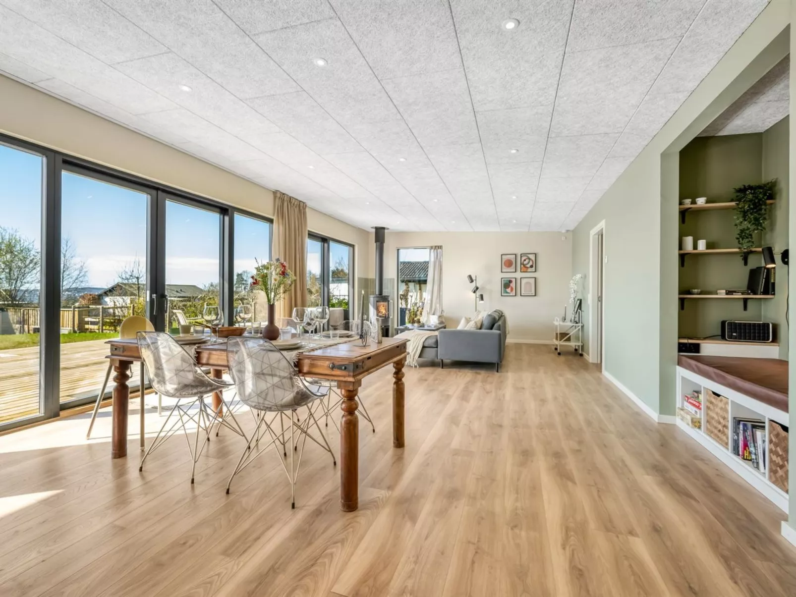 "Edvia" - 200m to the fjord-Dedans