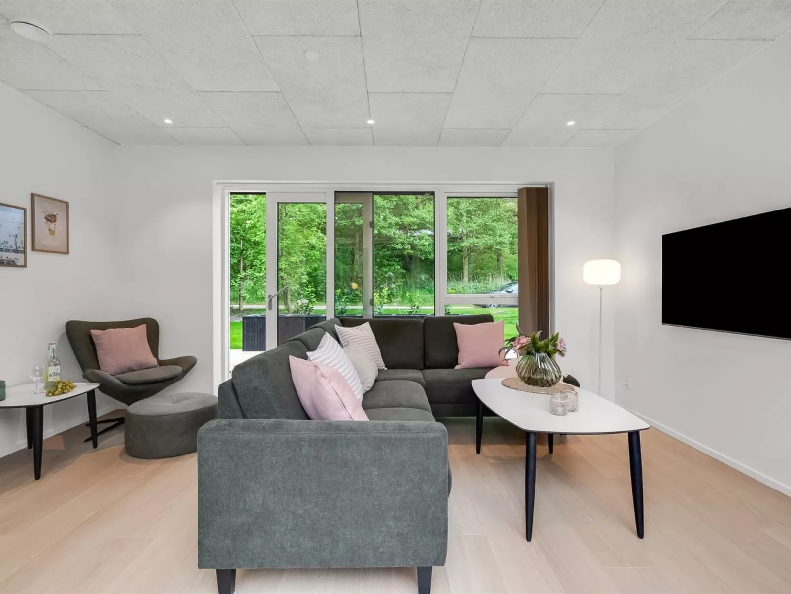 "Hortense" - 900m from the sea-Inside