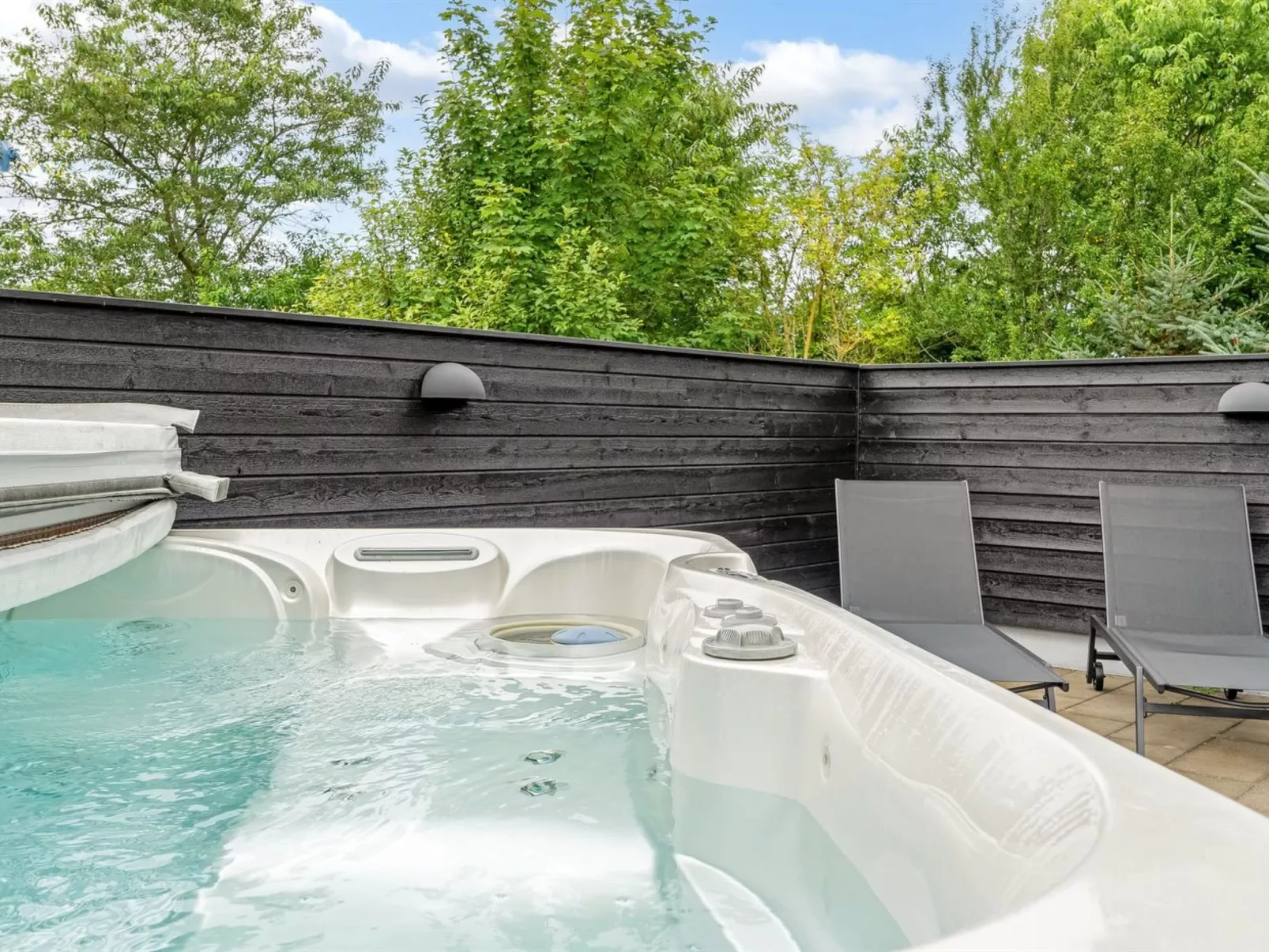 "Sunna" - 1.2km from the sea-Inside