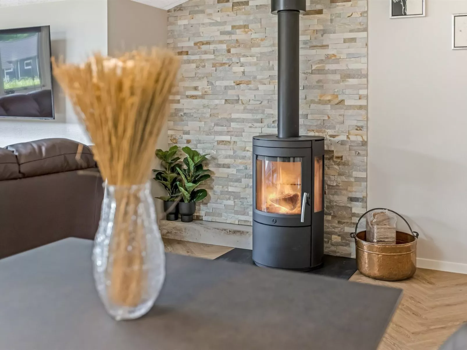 "Alvira" - 30km from the sea-Inside