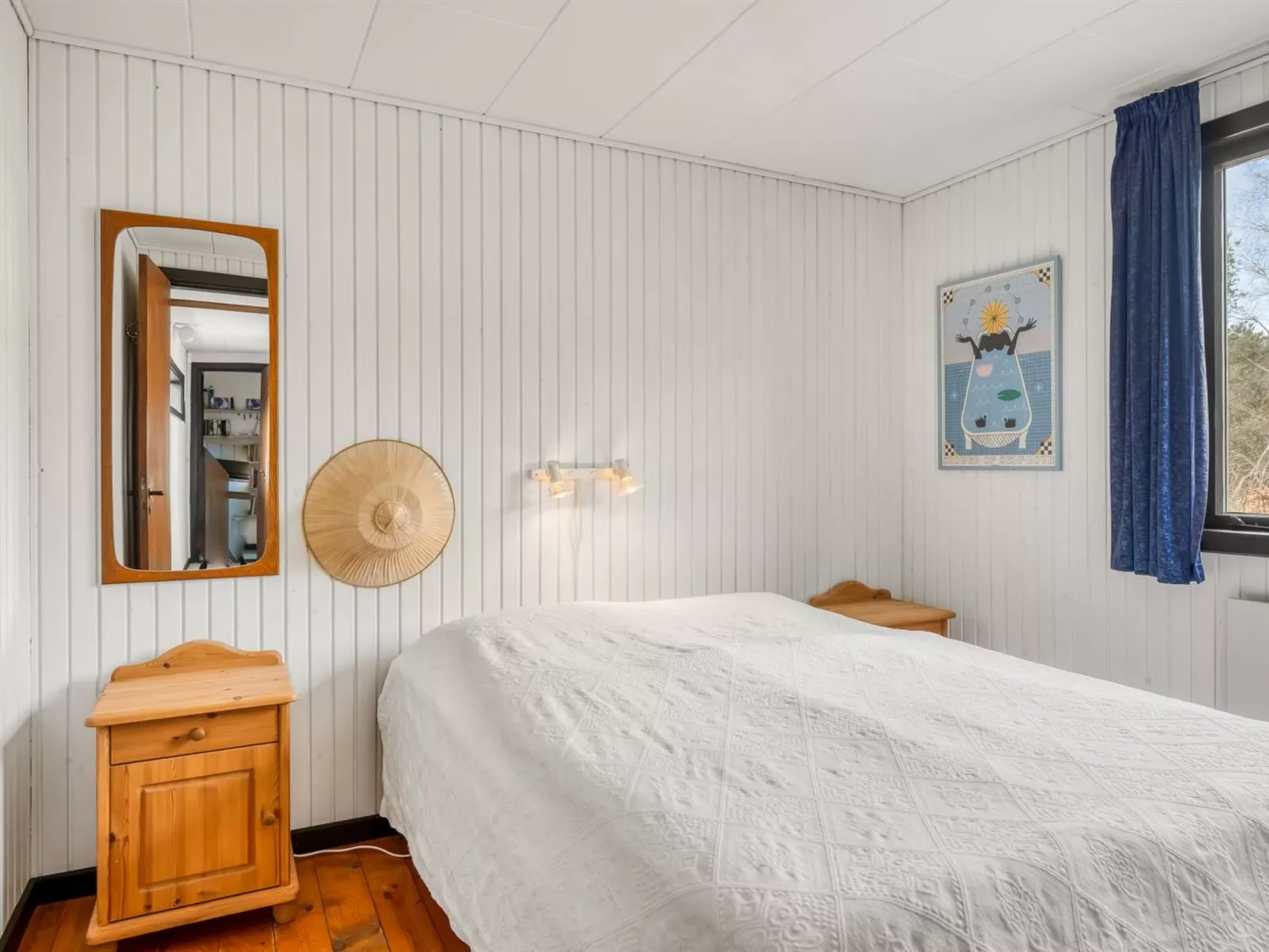 "Hælf" - 600m from the sea-Inside